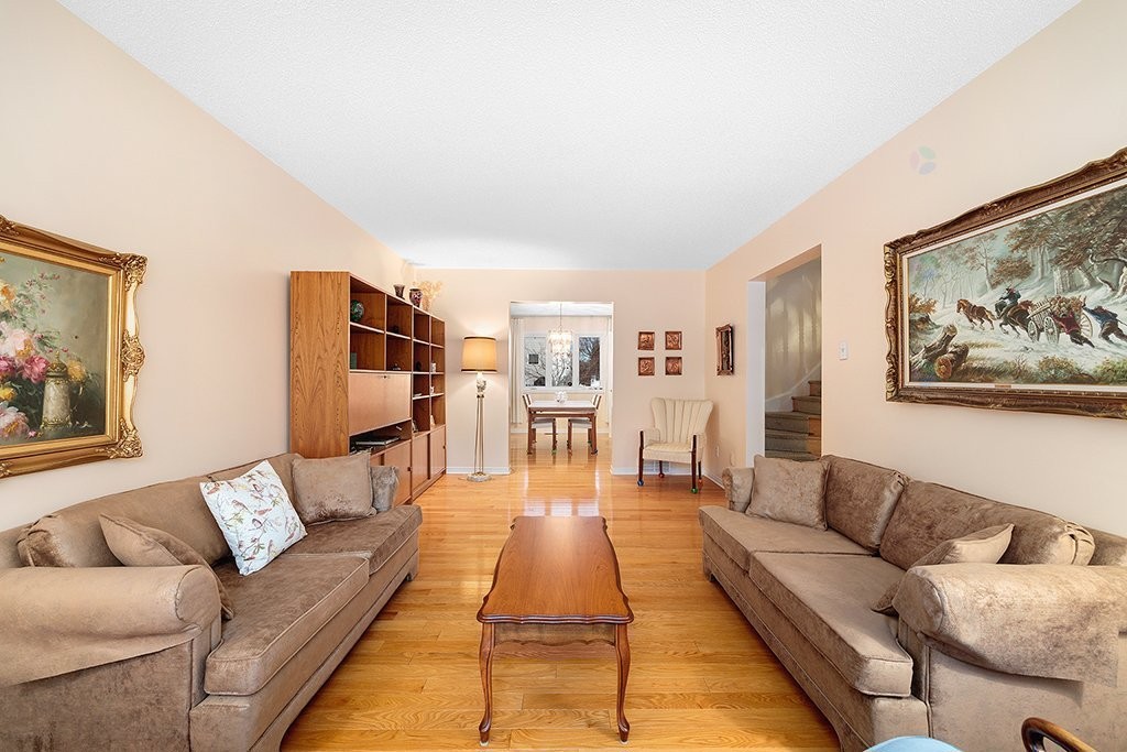 









231


Av. des Explorateurs

,
Gatineau (Aylmer),




QC
J9J1M2

