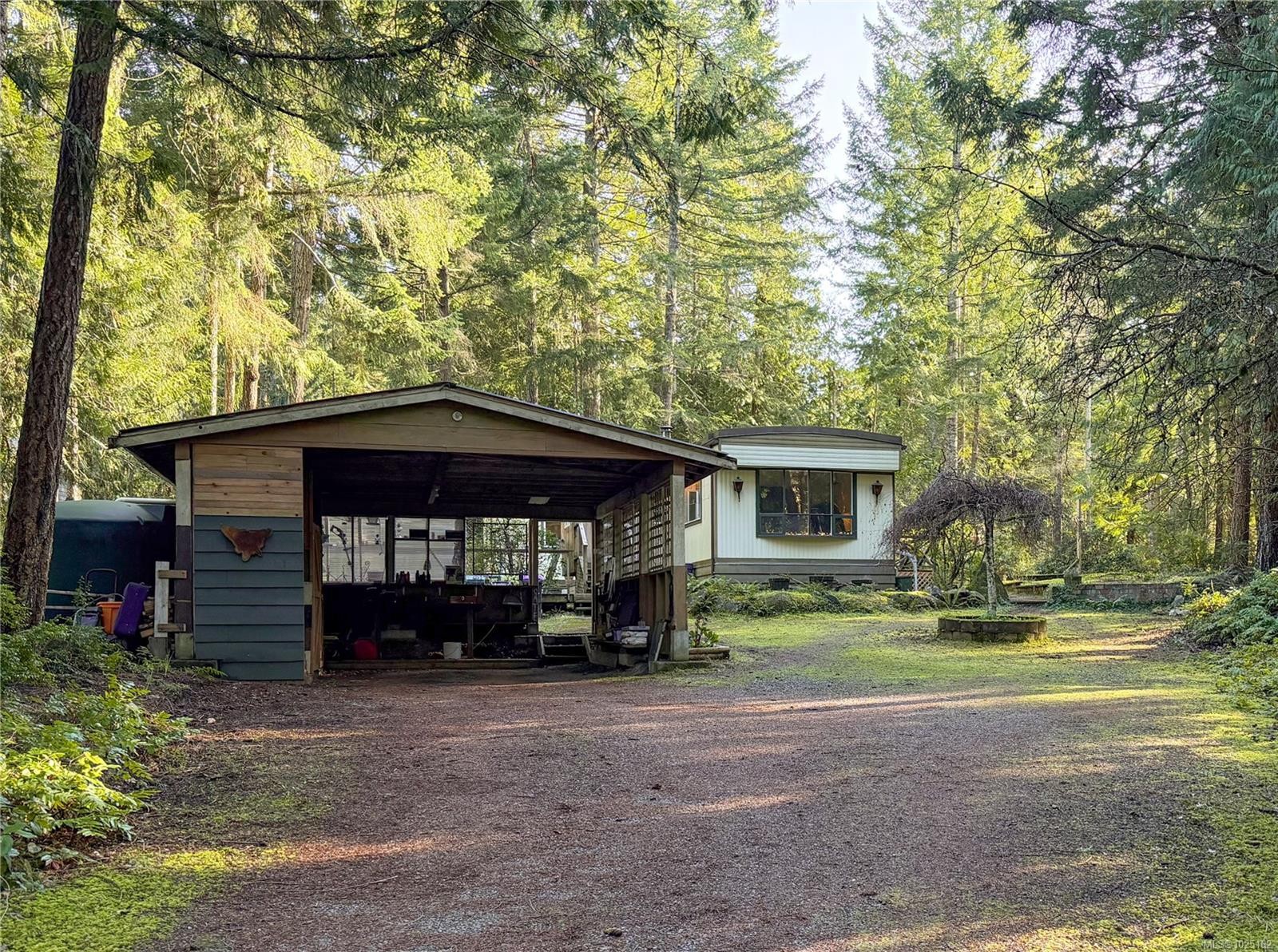 









365


King

Rd,
Gabriola Island,




BC
V0R 1X1

