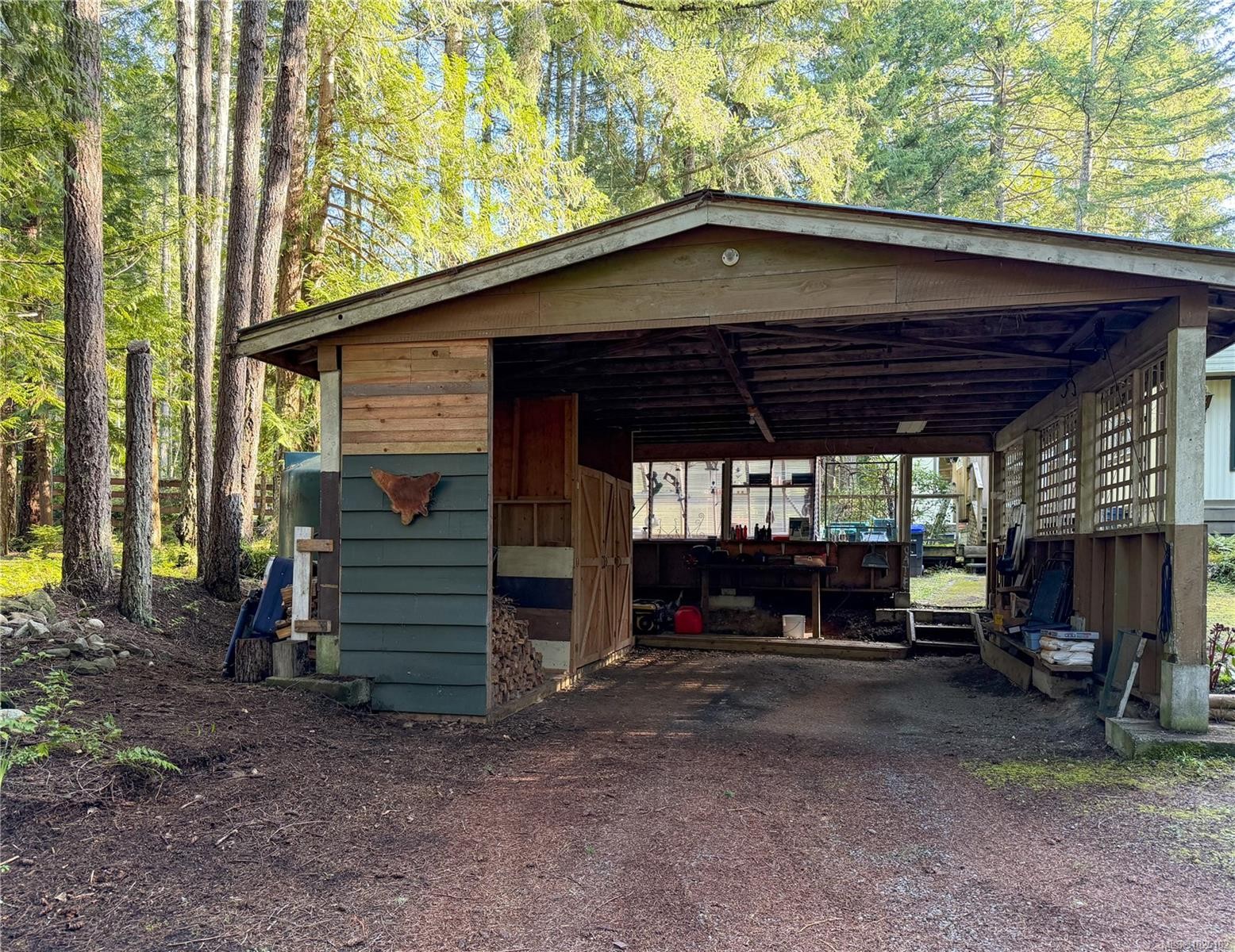 









365


King

Rd,
Gabriola Island,




BC
V0R 1X1


