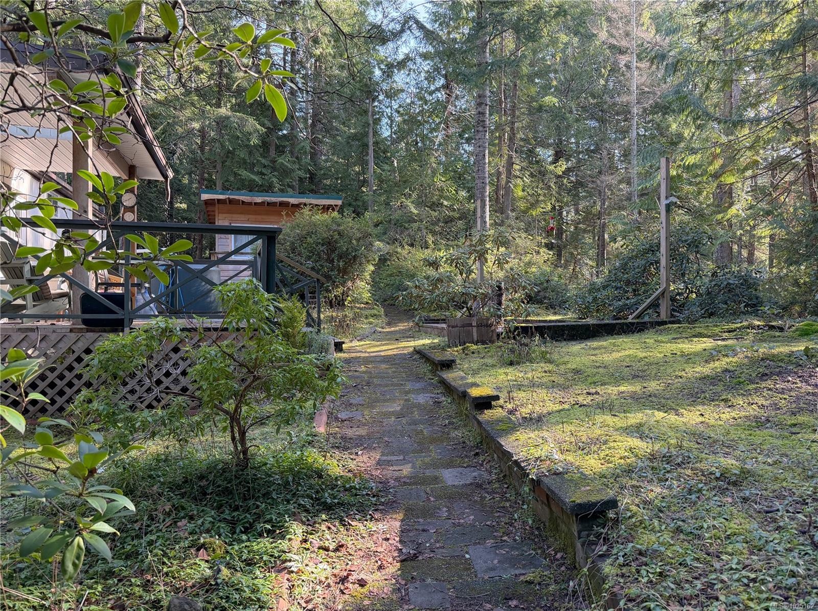









365


King

Rd,
Gabriola Island,




BC
V0R 1X1

