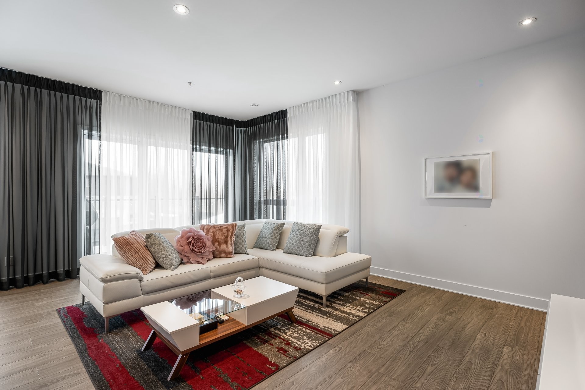 









120


Av. de la Belle-Dame

, 203,
La Prairie,




QC
J5R0T4

