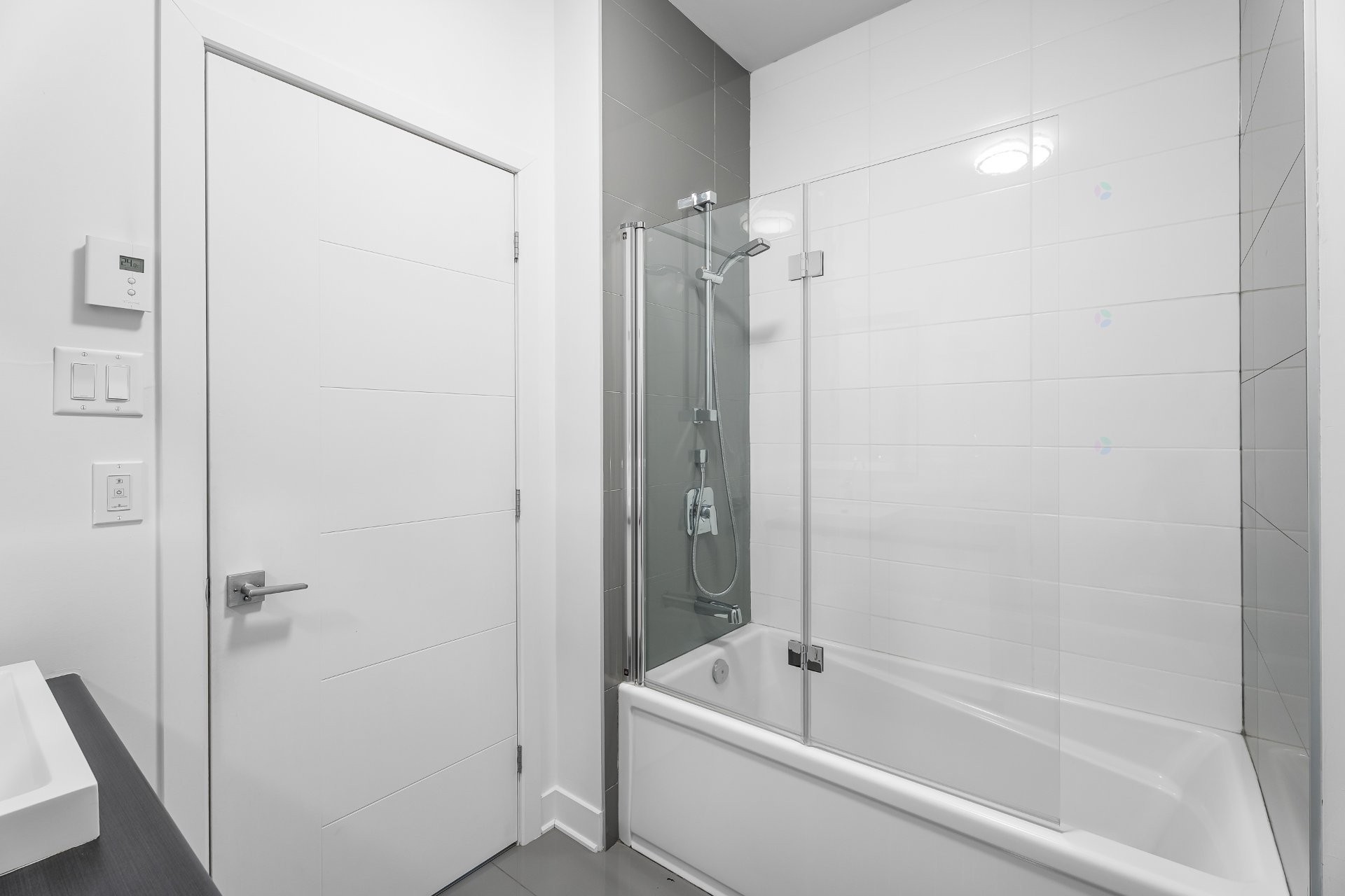 









120


Av. de la Belle-Dame

, 203,
La Prairie,




QC
J5R0T4

