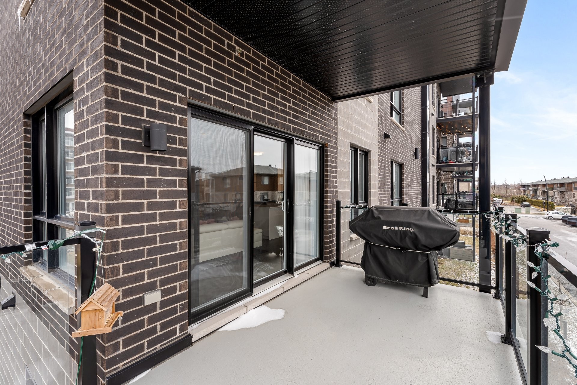 









120


Av. de la Belle-Dame

, 203,
La Prairie,




QC
J5R0T4

