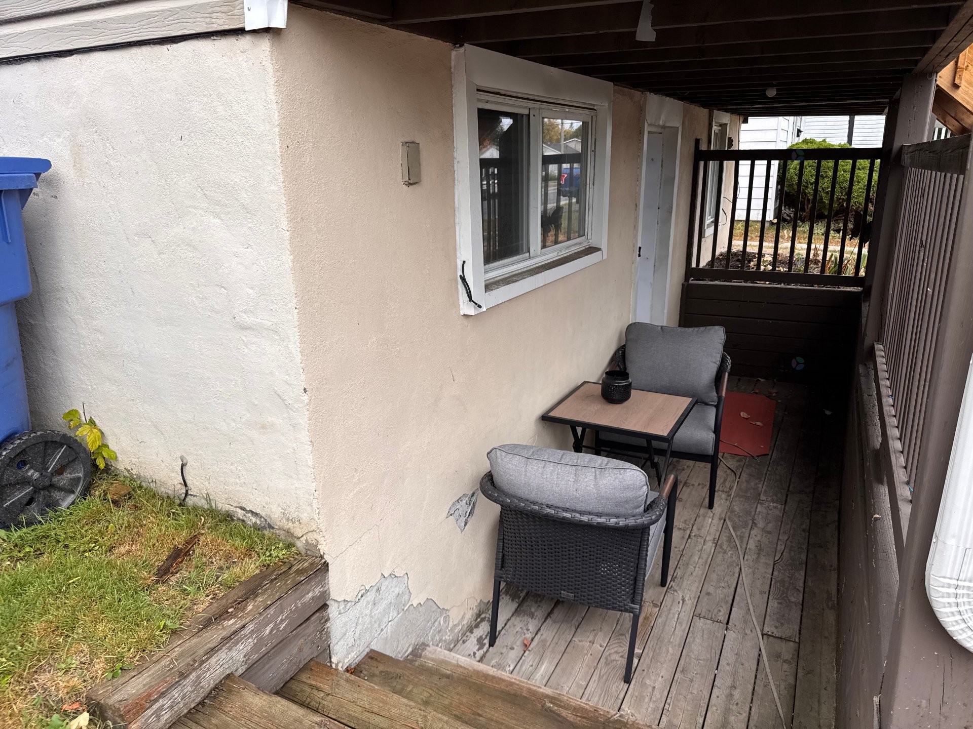 









124


Boul. Montclair

,
Gatineau (Hull),




QC
J8Y2G3

