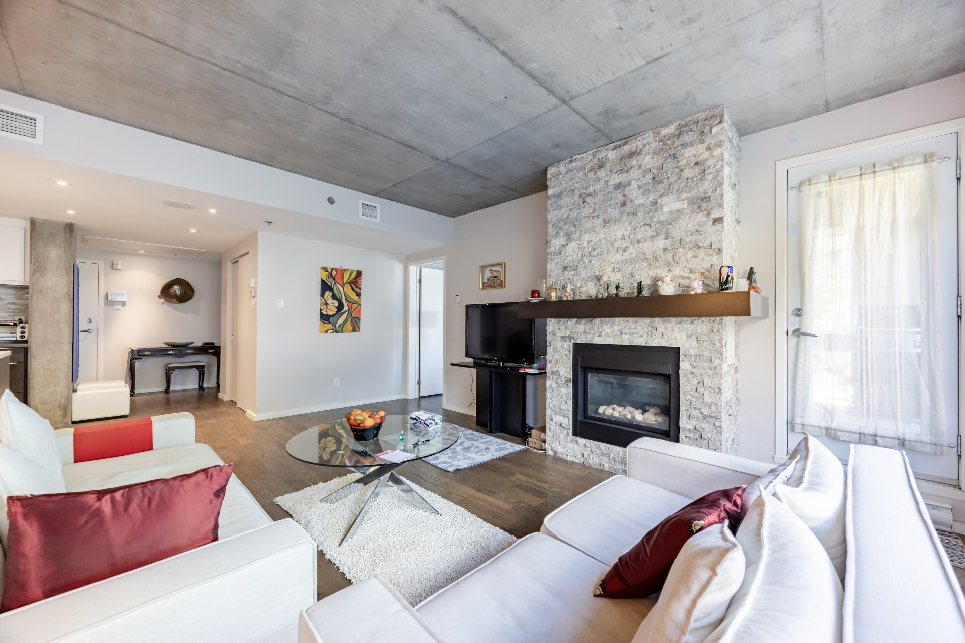 









9815


Boul. Leduc

, 105,
Brossard,




QC
J4Y0K8

