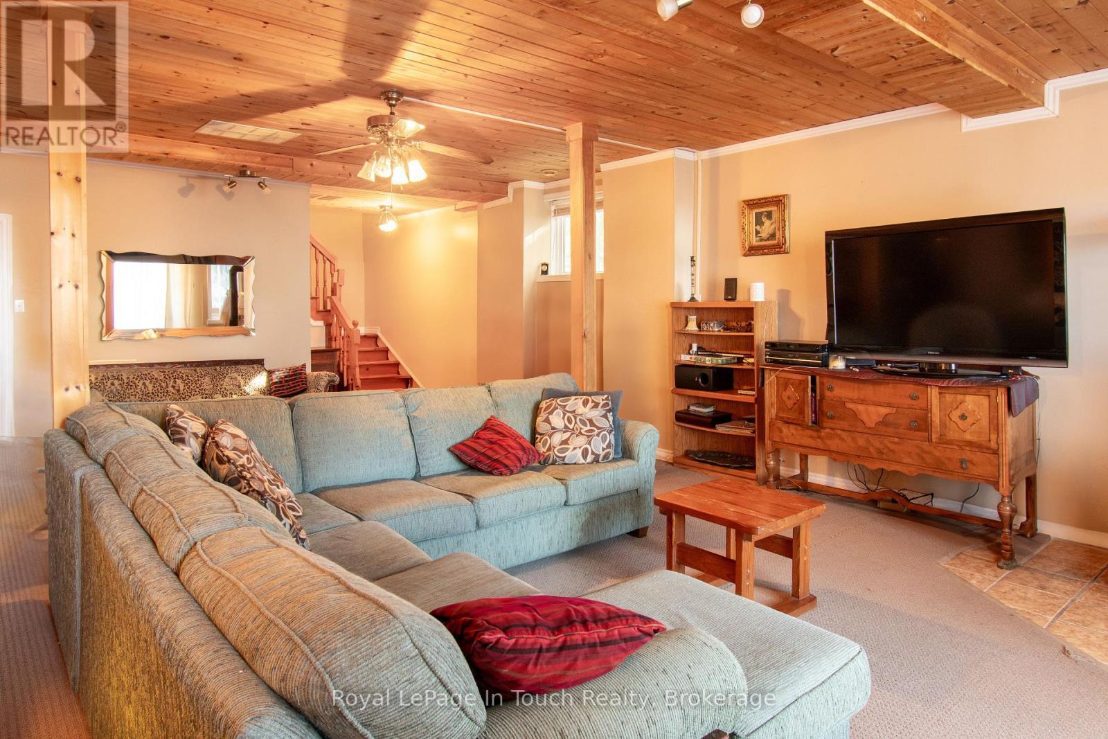 












64 WAHNEKEWENING DRIVE

,
Tiny,




Ontario
L0L2J0


