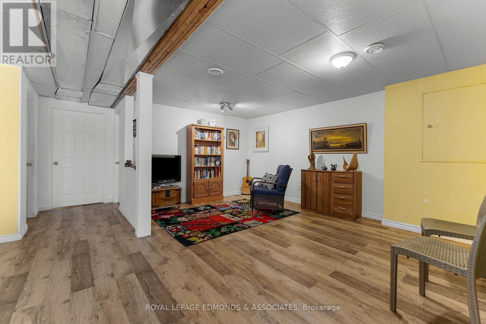 












492 SHEPPARD ROAD

,
Pembroke,




Ontario
K8A0A7

