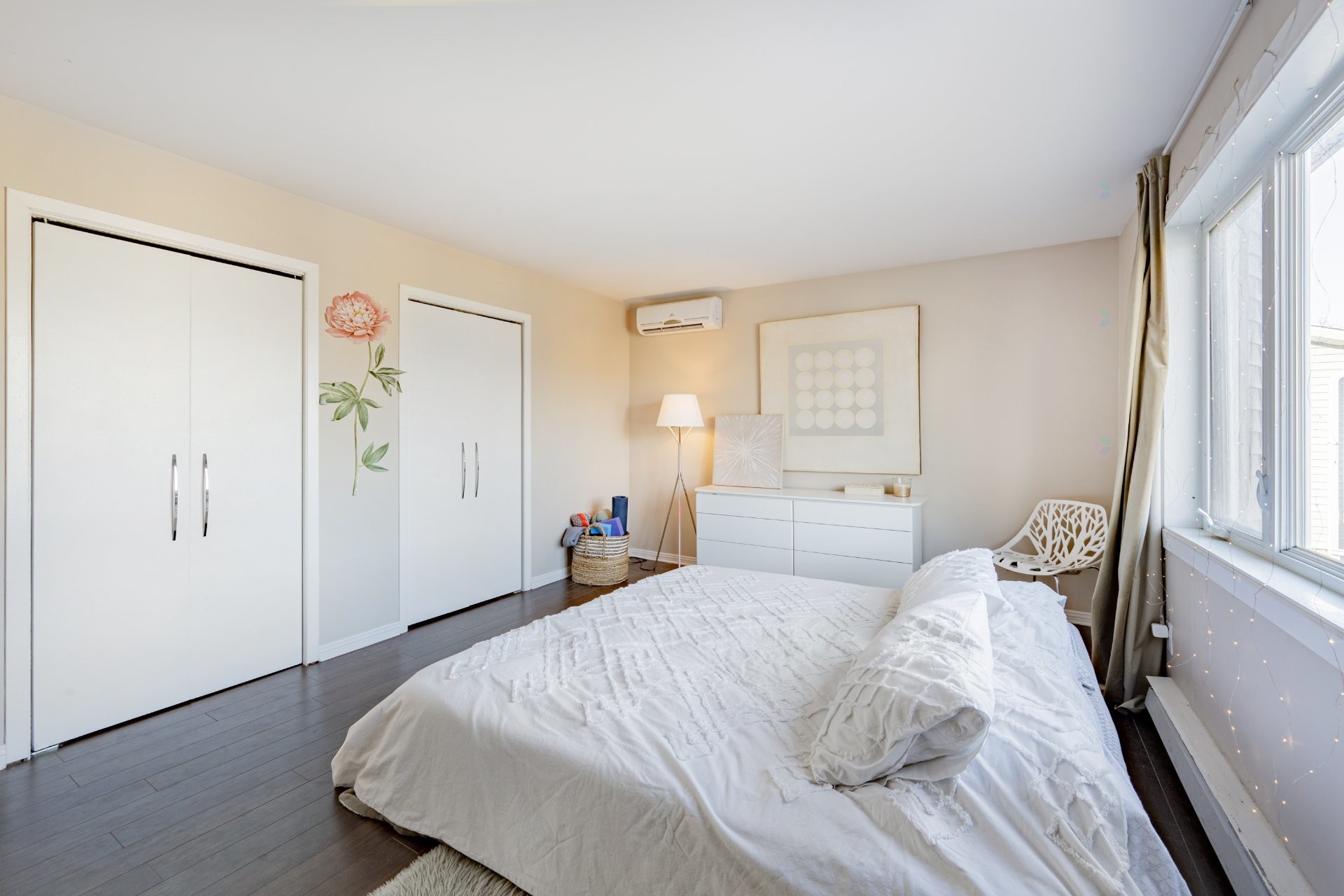 









755


Rue Schubert

,
Brossard,




QC
J4X1X6


