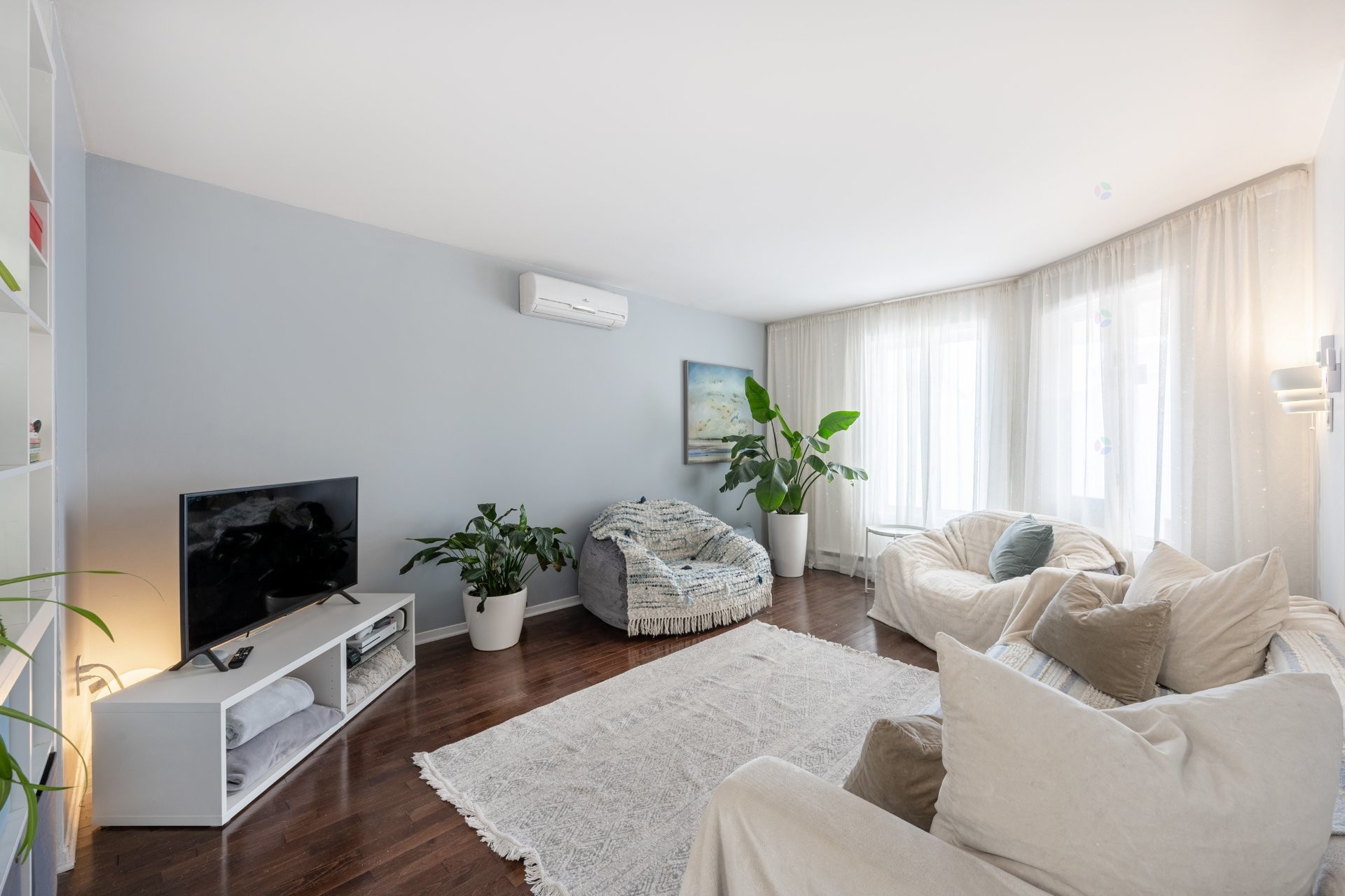 









755


Rue Schubert

,
Brossard,




QC
J4X1X6

