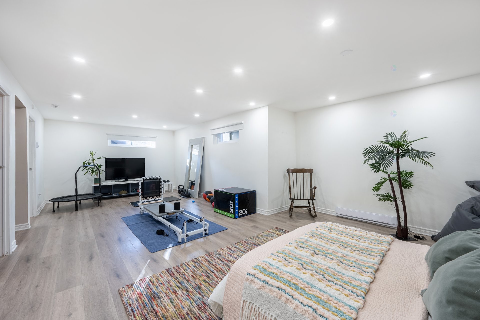 









755


Rue Schubert

,
Brossard,




QC
J4X1X6

