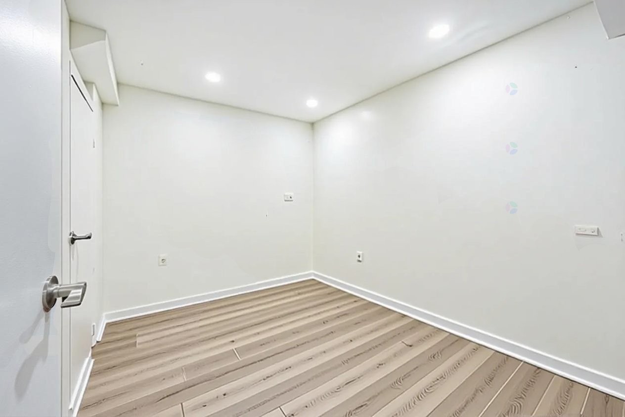 









755


Rue Schubert

,
Brossard,




QC
J4X1X6

