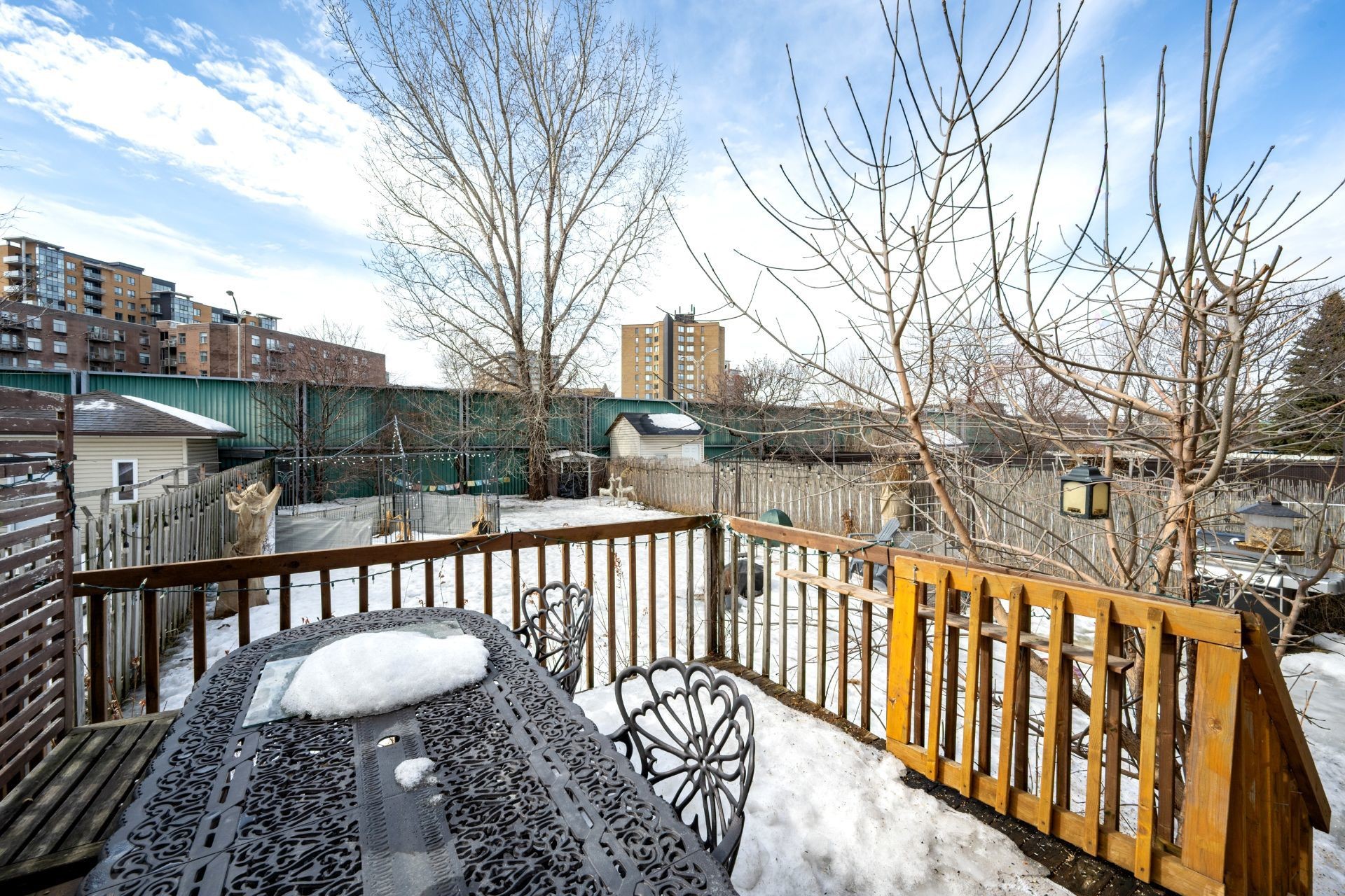 









755


Rue Schubert

,
Brossard,




QC
J4X1X6


