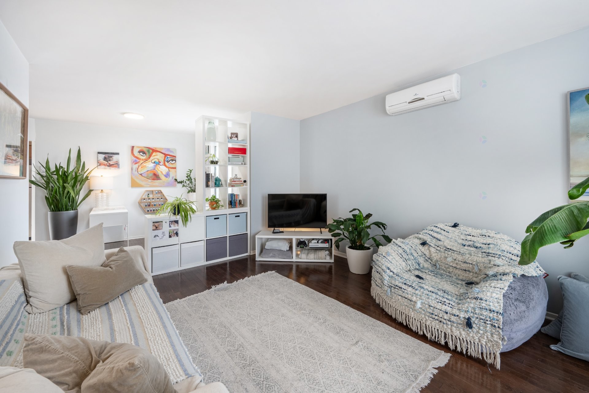 









755


Rue Schubert

,
Brossard,




QC
J4X1X6

