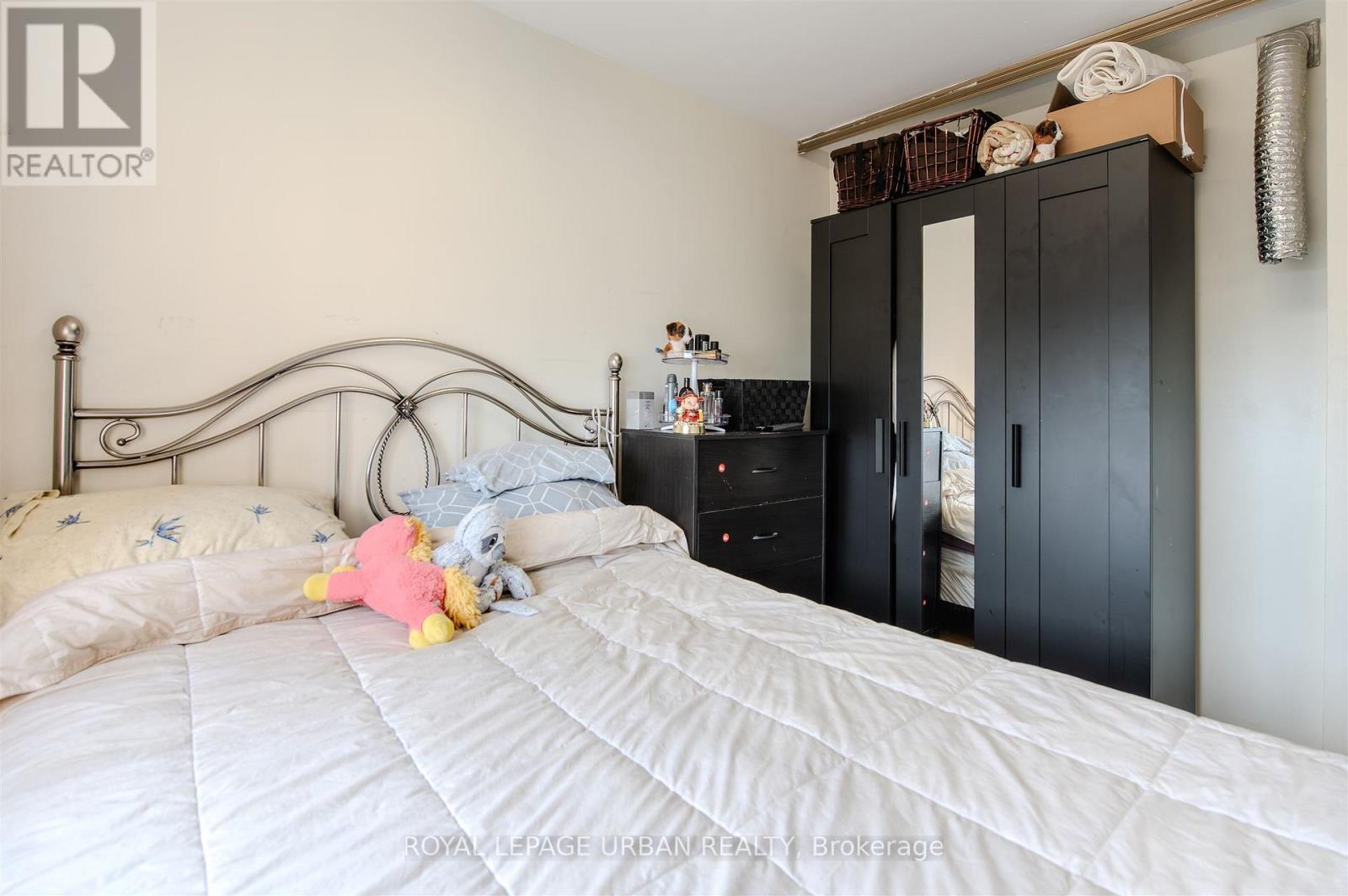 












806 - 1135 LOGAN AVENUE

,
Toronto,




Ontario
M4K3Y2

