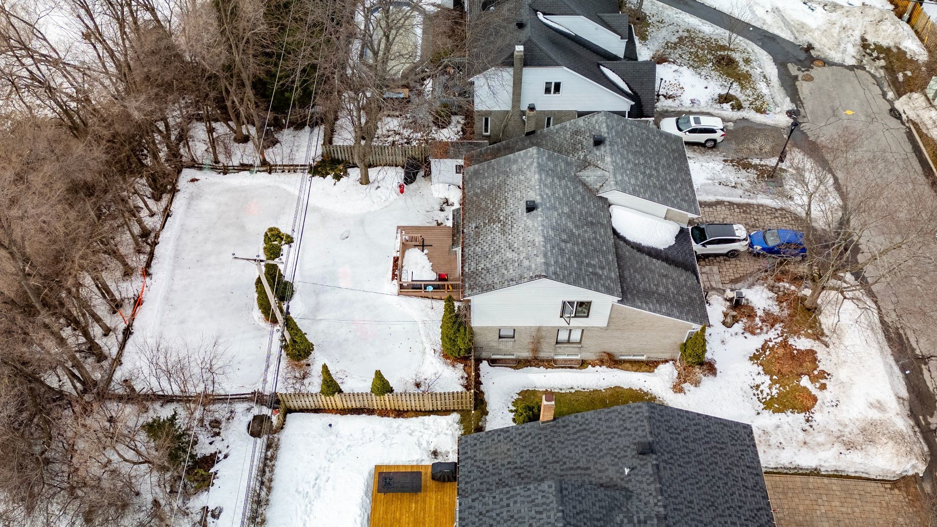 









218


Rue du Niagara

,
Kirkland,




QC
H9J3W7

