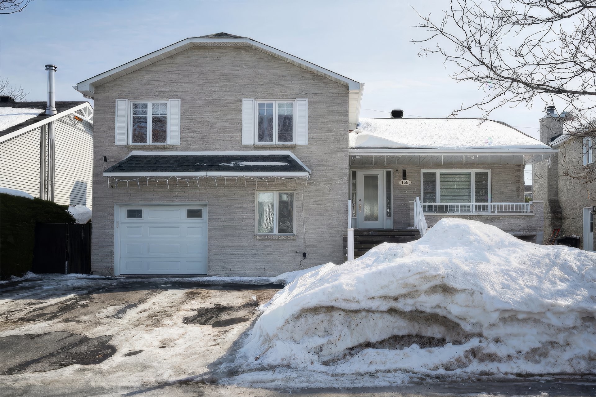 









165


Rue Vanasse

,
Laval (Sainte-Dorothée),




QC
H7X3L8

