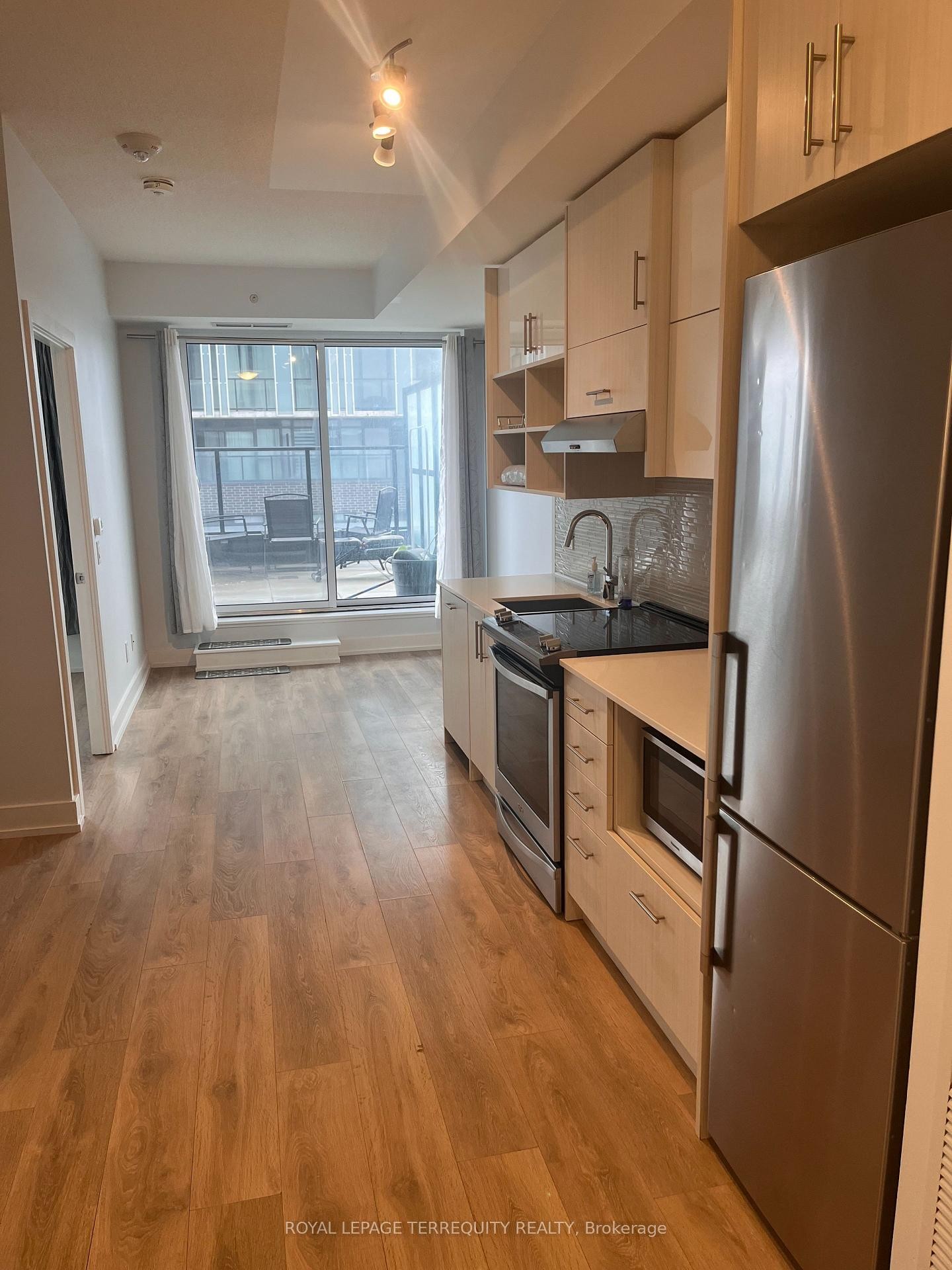 









128


Fairview Mall

Drive, 510,
Toronto,




ON
M2J 0E8

