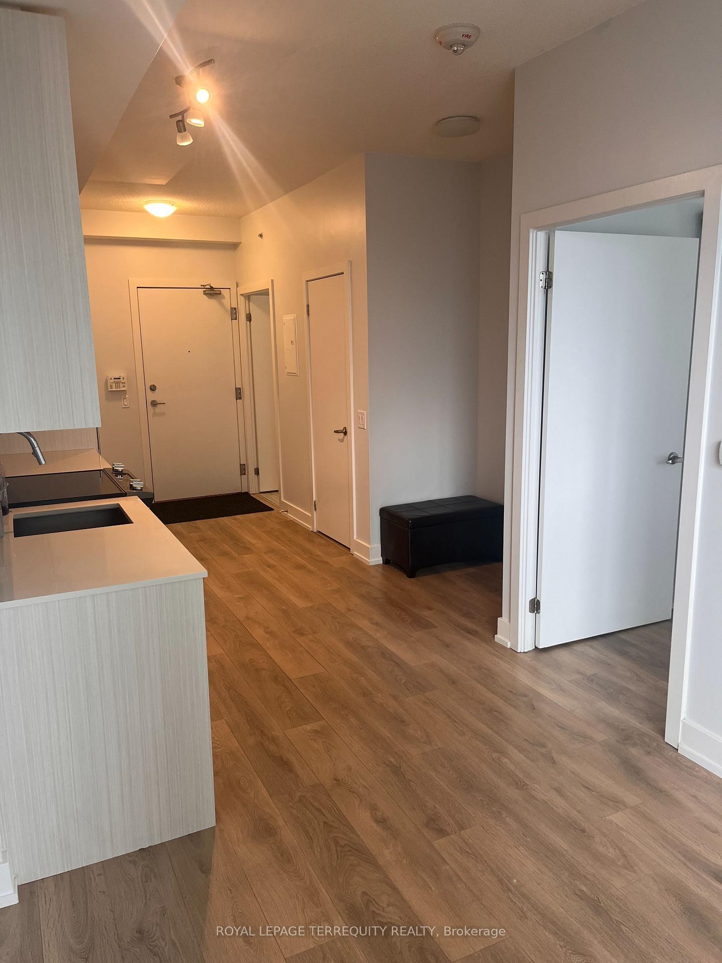 









128


Fairview Mall

Drive, 510,
Toronto,




ON
M2J 0E8

