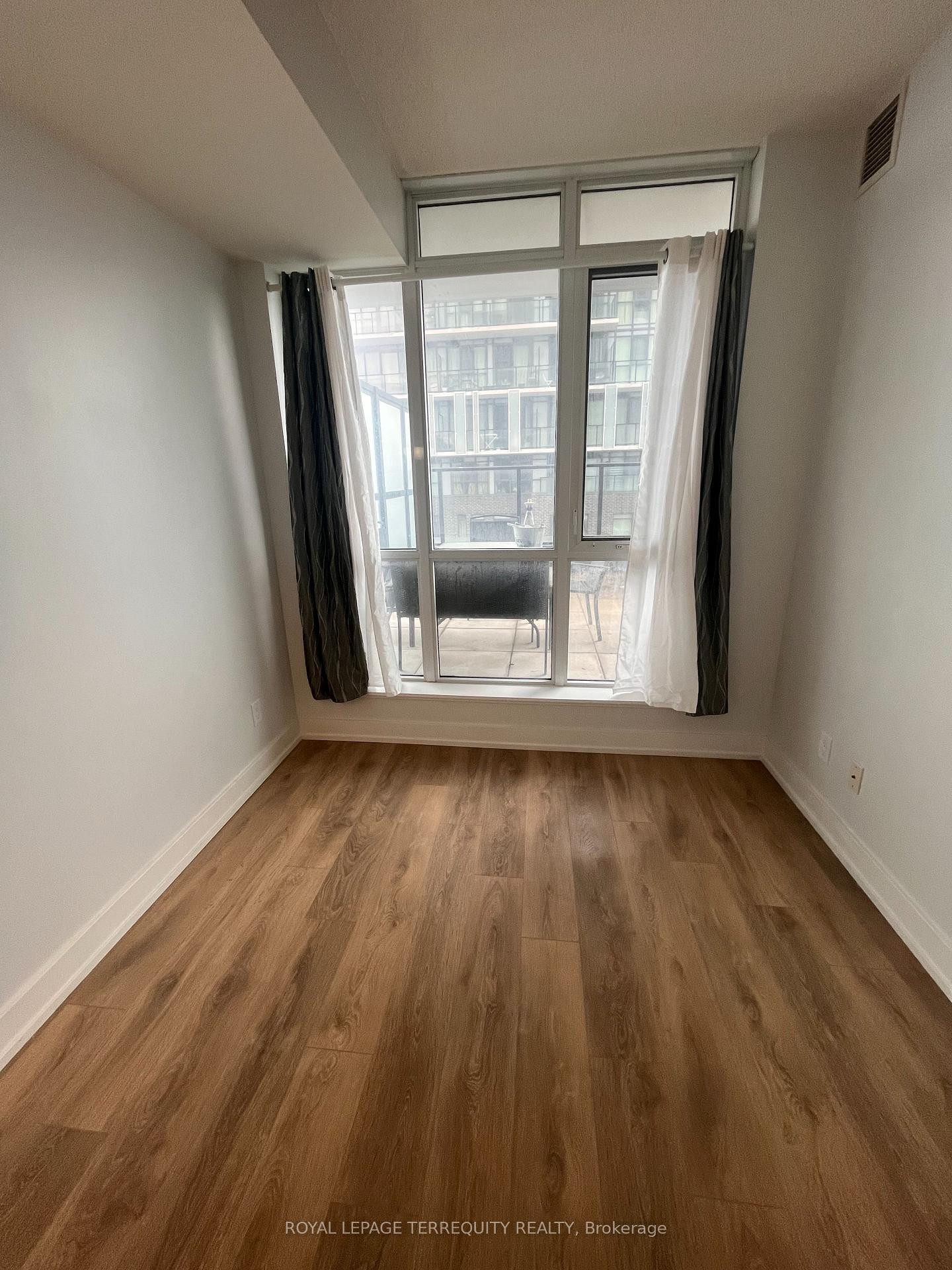 









128


Fairview Mall

Drive, 510,
Toronto,




ON
M2J 0E8

