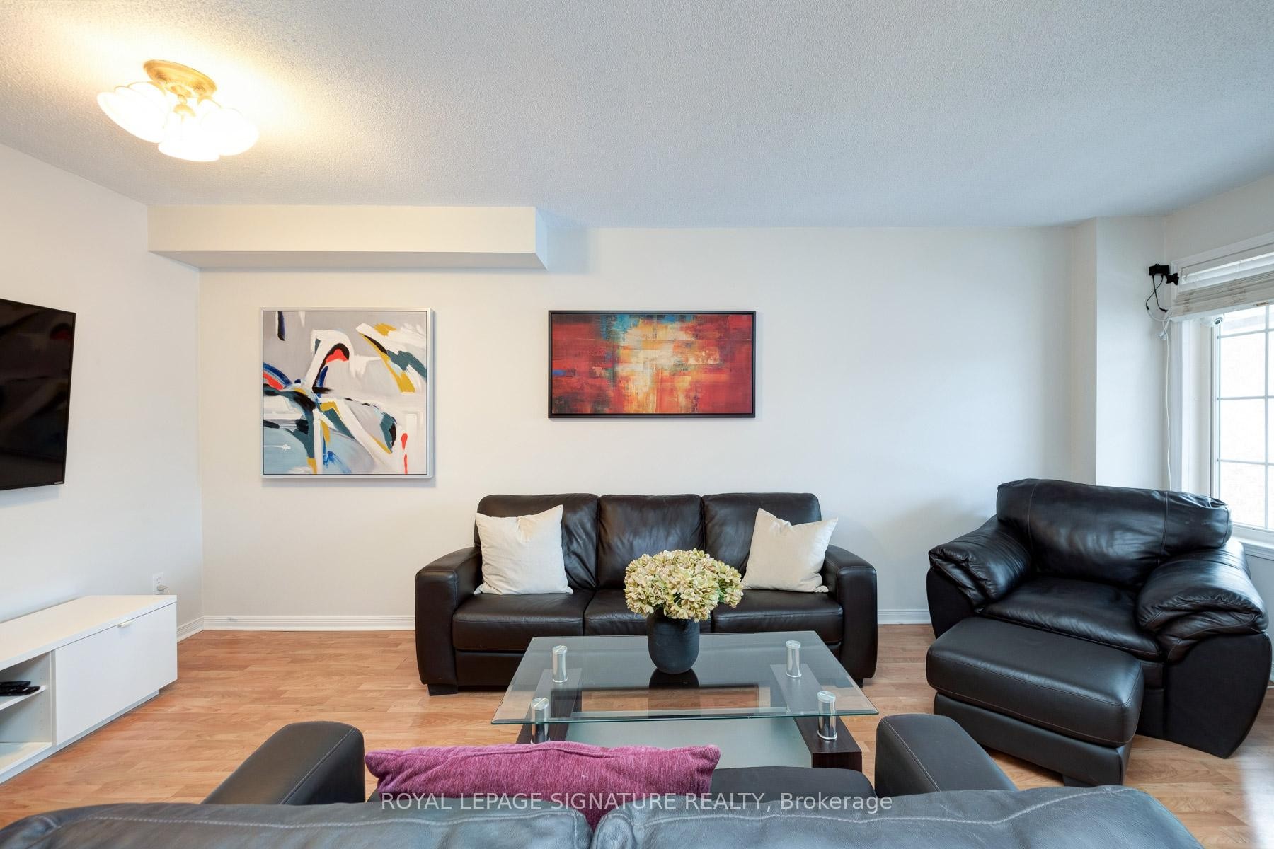 









1683


Canadore

Crescent,
Oshawa,




ON
L1G 8A7

