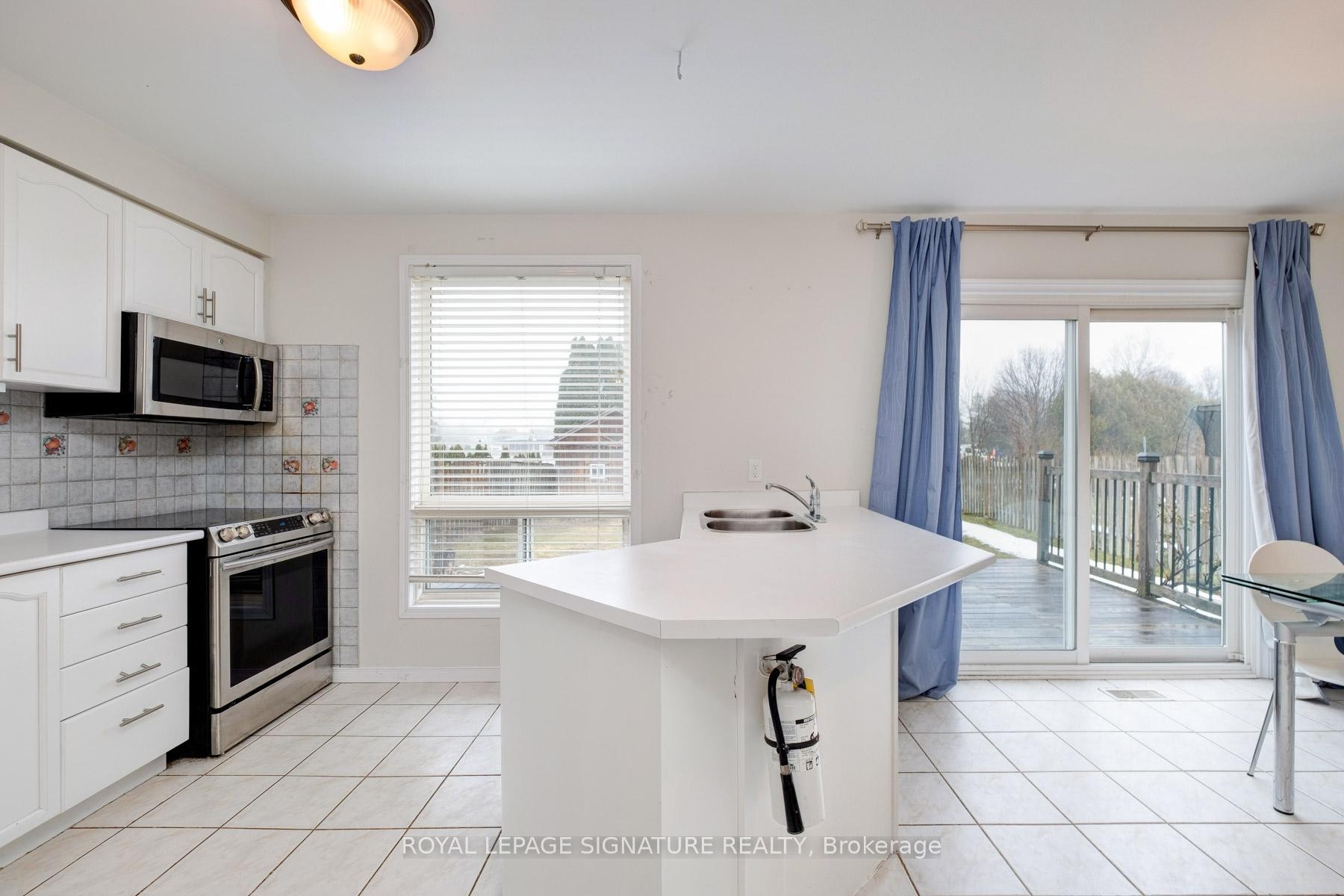 









1683


Canadore

Crescent,
Oshawa,




ON
L1G 8A7

