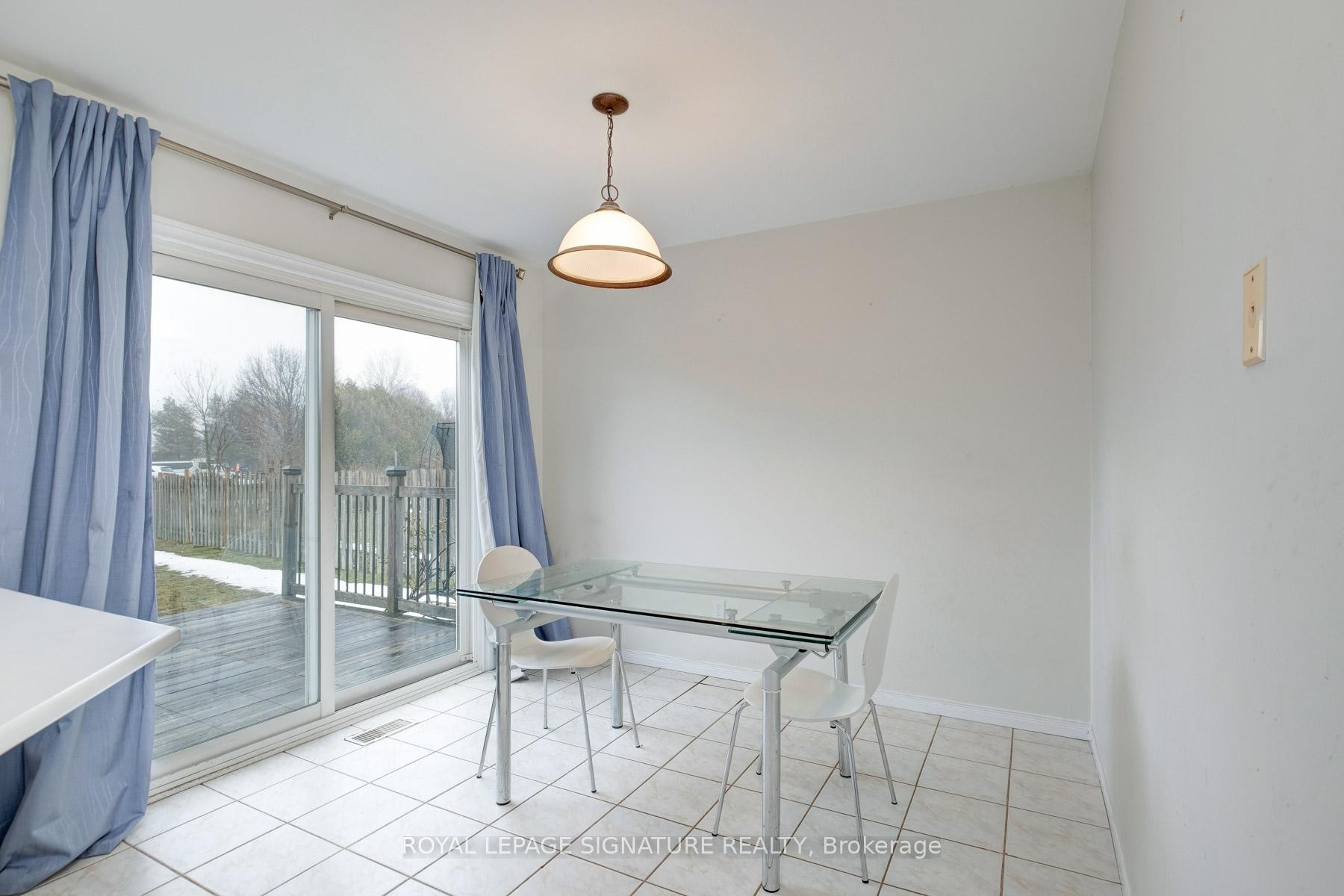 









1683


Canadore

Crescent,
Oshawa,




ON
L1G 8A7

