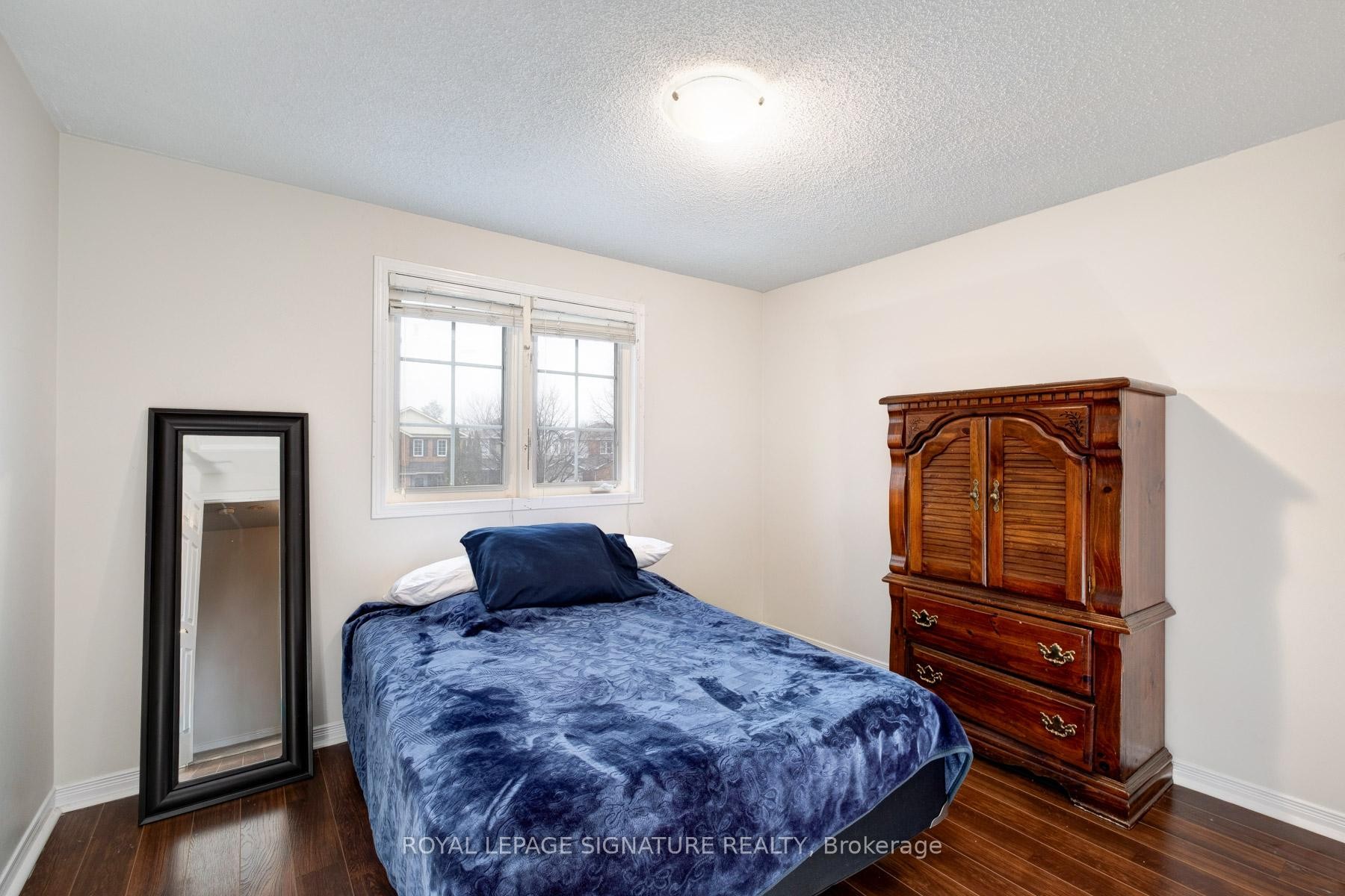 









1683


Canadore

Crescent,
Oshawa,




ON
L1G 8A7

