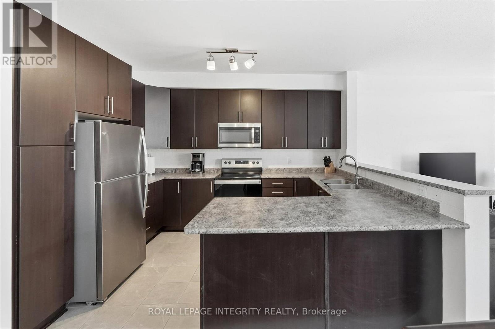 












88 CHEVRON PLACE

,
Ottawa,




Ontario
K1W0L6

