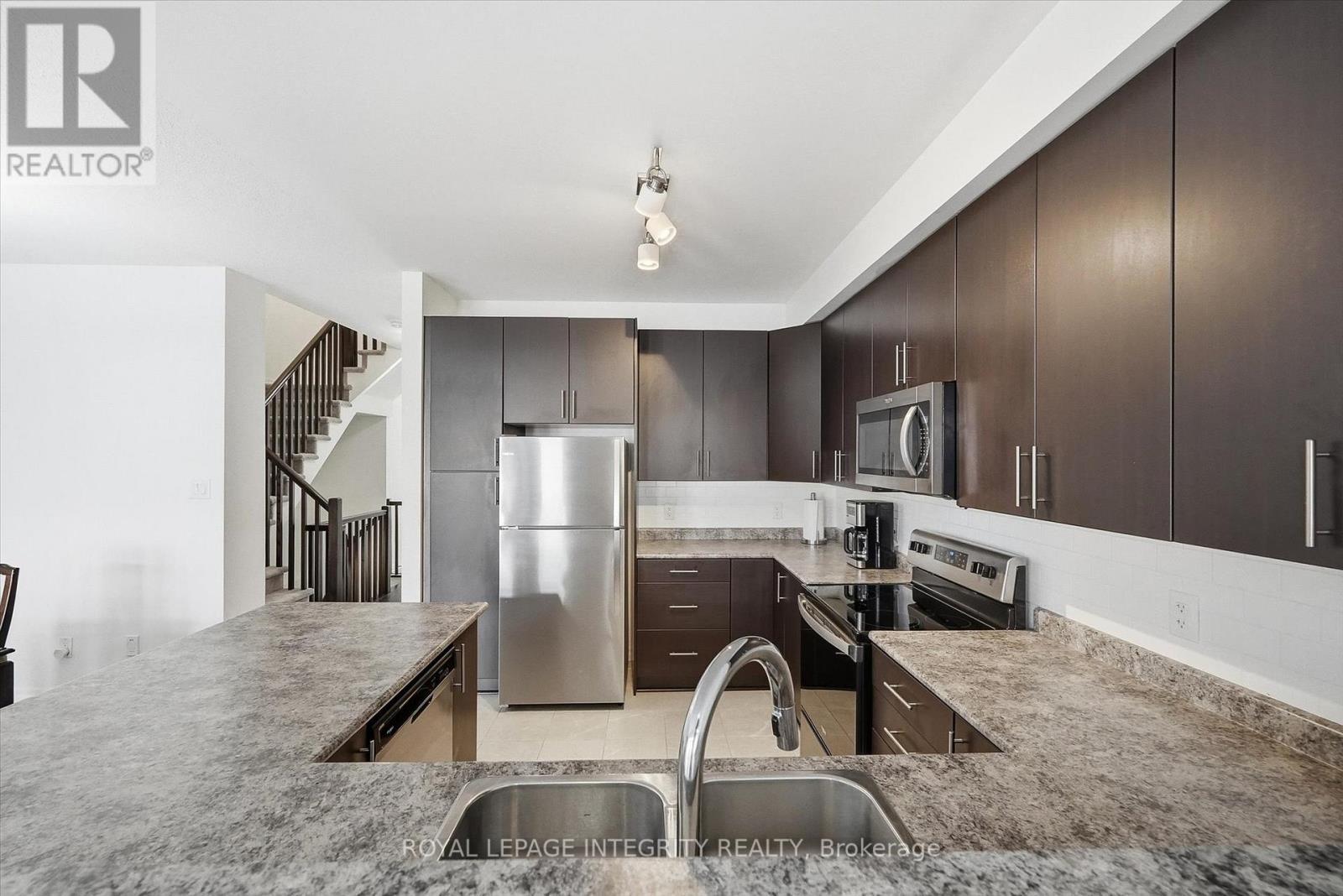 












88 CHEVRON PLACE

,
Ottawa,




Ontario
K1W0L6

