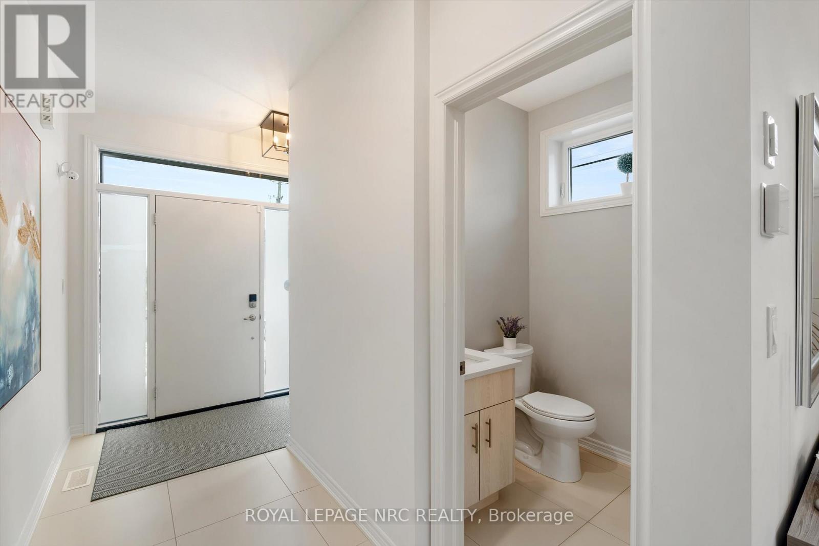 












20 MYRTLE STREET

,
Pelham (Fonthill),




Ontario
L3E0A9

