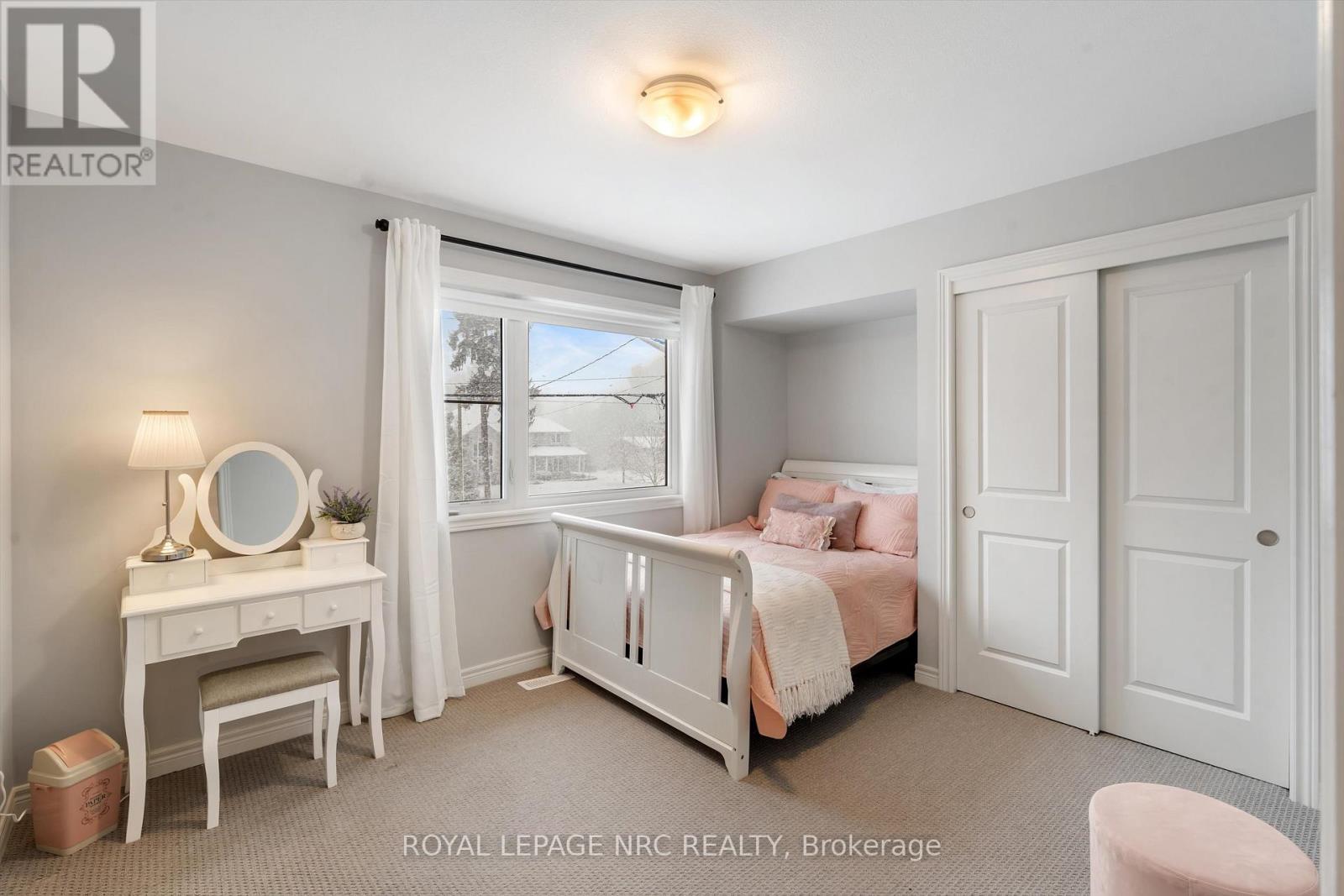 












20 MYRTLE STREET

,
Pelham (Fonthill),




Ontario
L3E0A9

