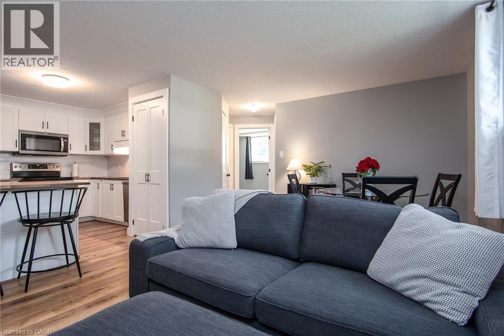 












339 NORTHLAKE Drive Unit# 1

,
Waterloo,




Ontario
N2V1Z1

