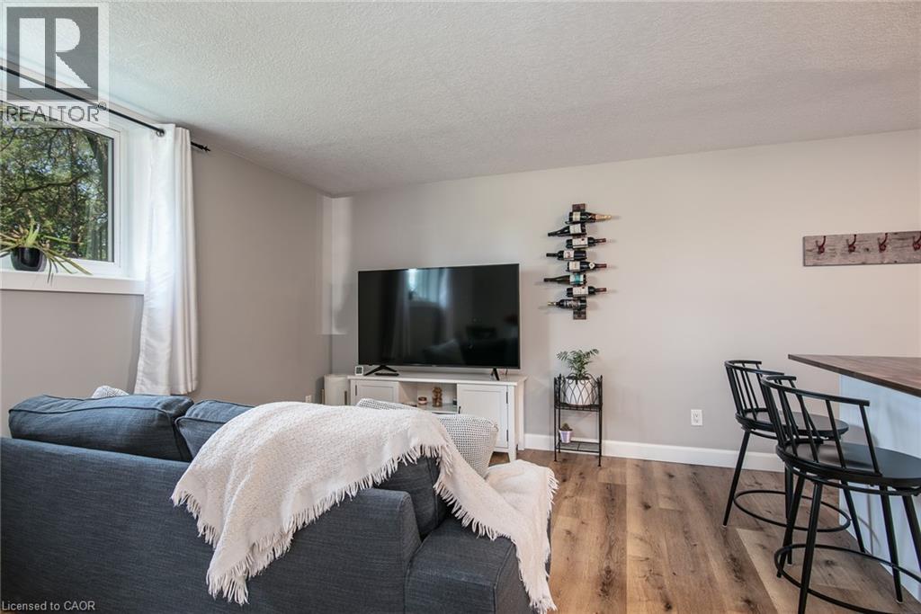












339 NORTHLAKE Drive Unit# 1

,
Waterloo,




Ontario
N2V1Z1


