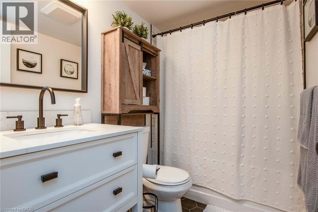 












339 NORTHLAKE Drive Unit# 1

,
Waterloo,




Ontario
N2V1Z1

