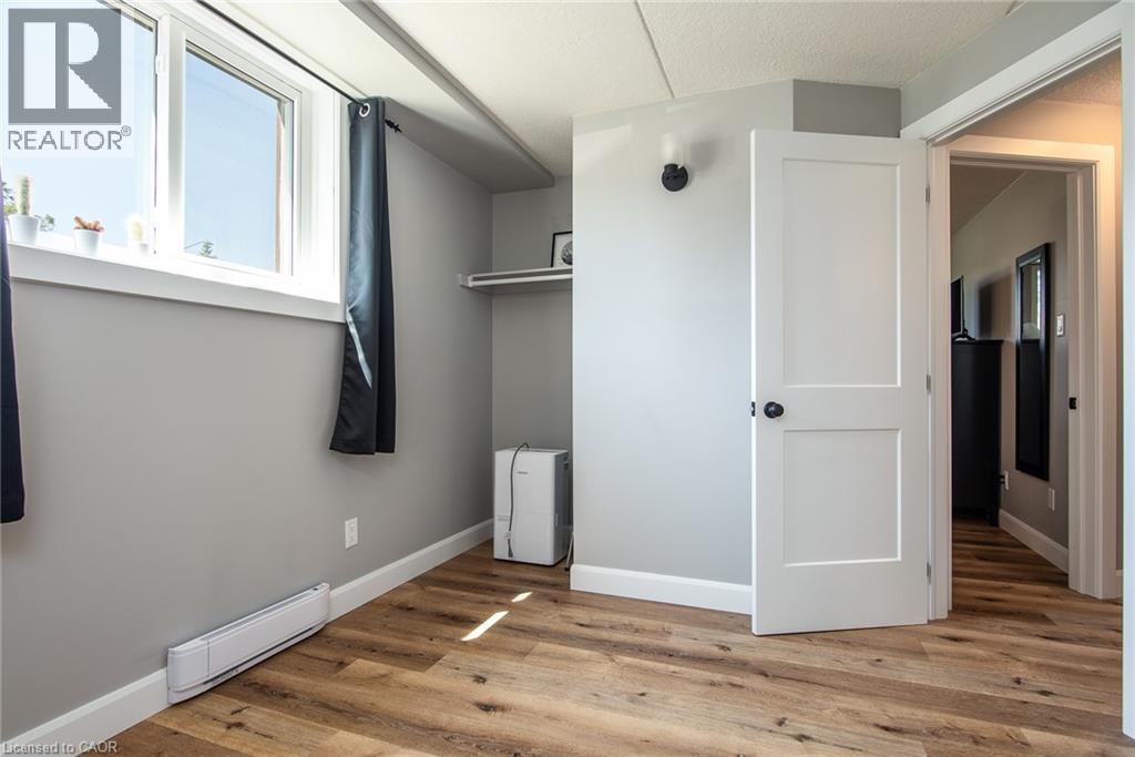 












339 NORTHLAKE Drive Unit# 1

,
Waterloo,




Ontario
N2V1Z1

