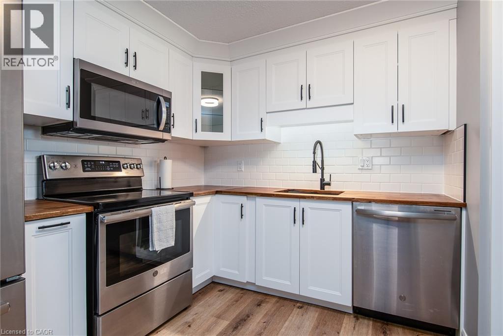 












339 NORTHLAKE Drive Unit# 1

,
Waterloo,




Ontario
N2V1Z1

