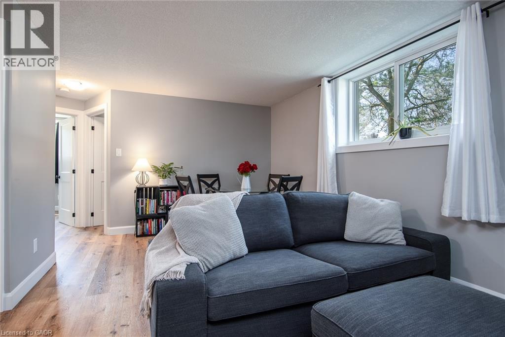 












339 NORTHLAKE Drive Unit# 1

,
Waterloo,




Ontario
N2V1Z1

