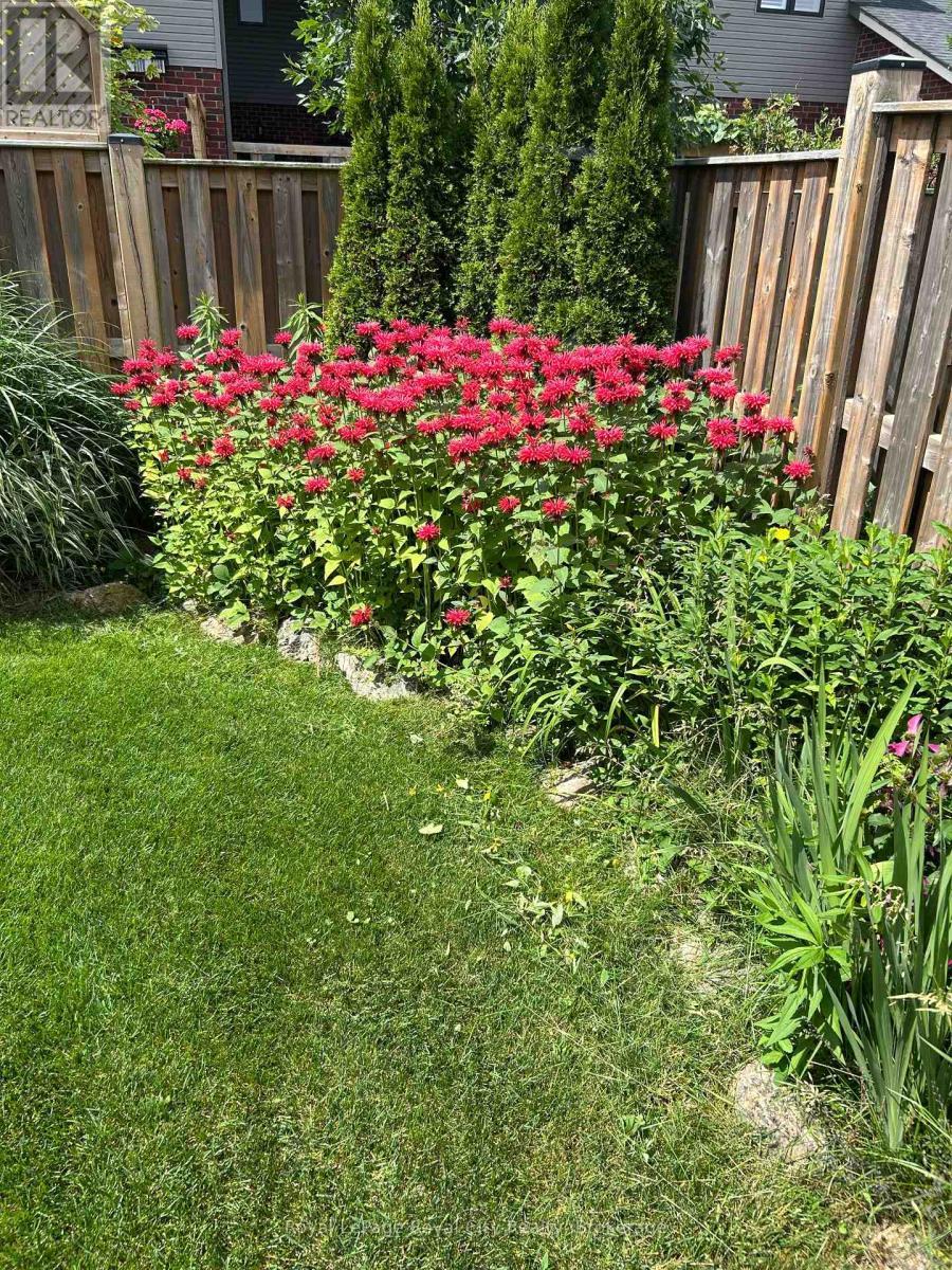 












235 SPENCER DRIVE

,
Centre Wellington (Elora/Salem),




Ontario
N0B1S0

