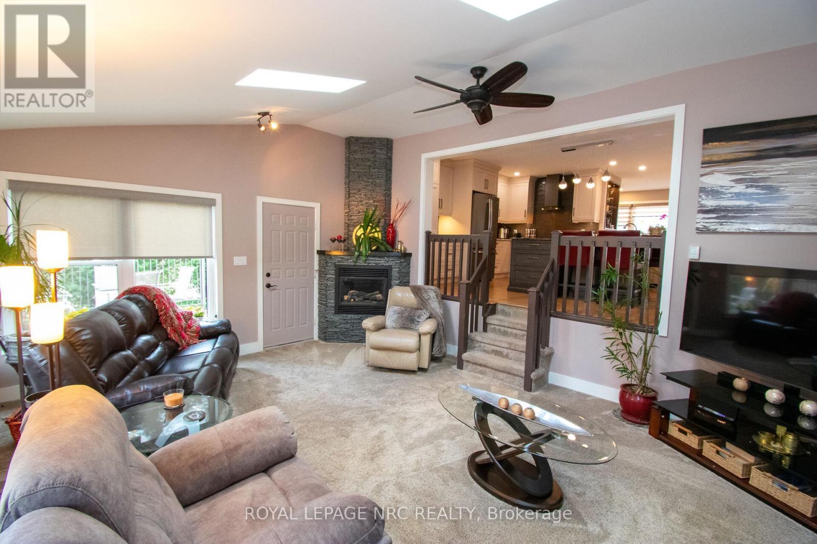 












45 NICKERSON AVENUE

,
St. Catharines (Vine/Linwell),




Ontario
L2N3M5

