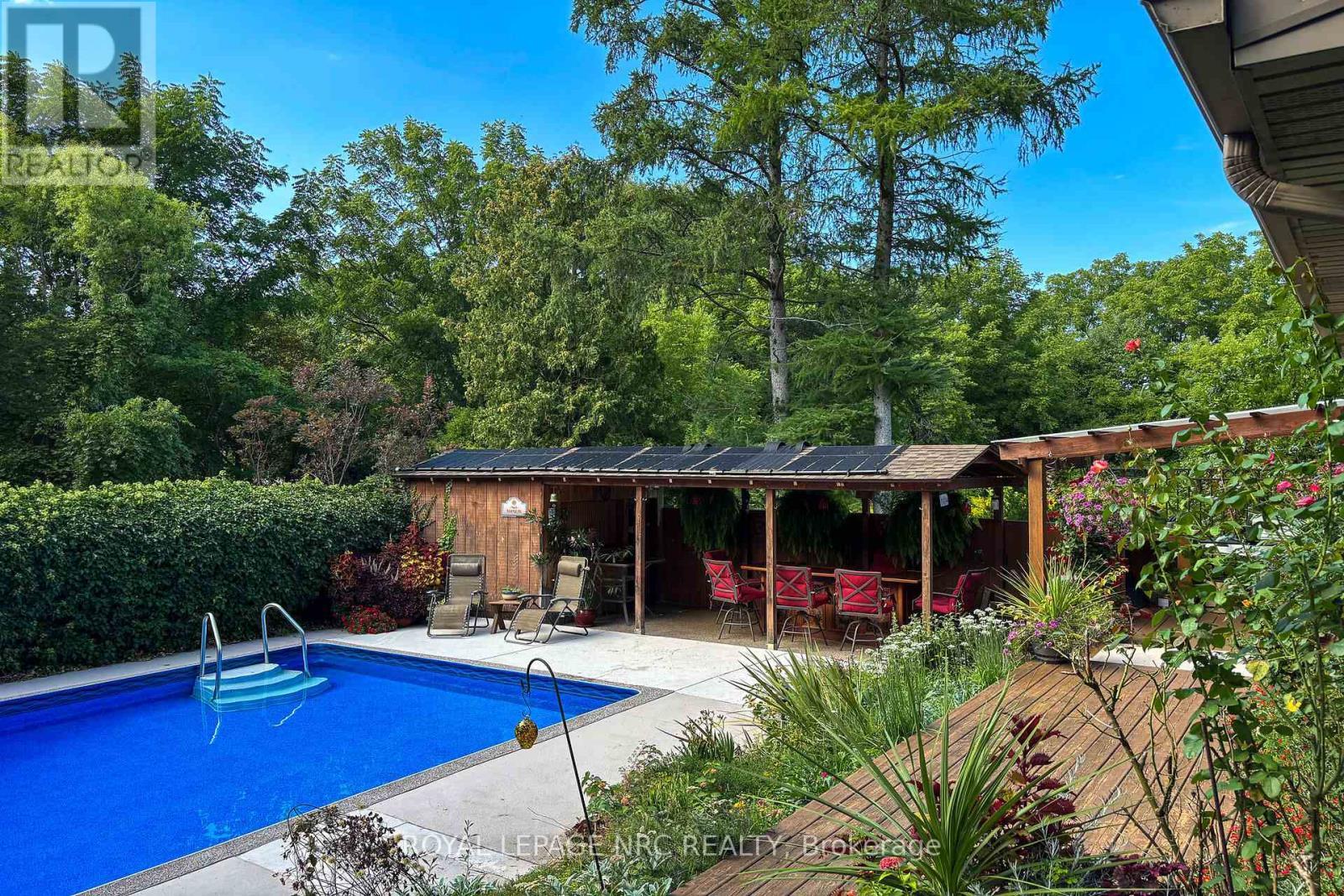 












45 NICKERSON AVENUE

,
St. Catharines (Vine/Linwell),




Ontario
L2N3M5

