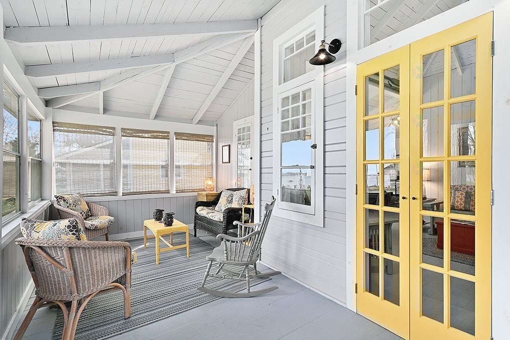 









54


Ch. Wharf

,
Bristol,




QC
J0X1G0

