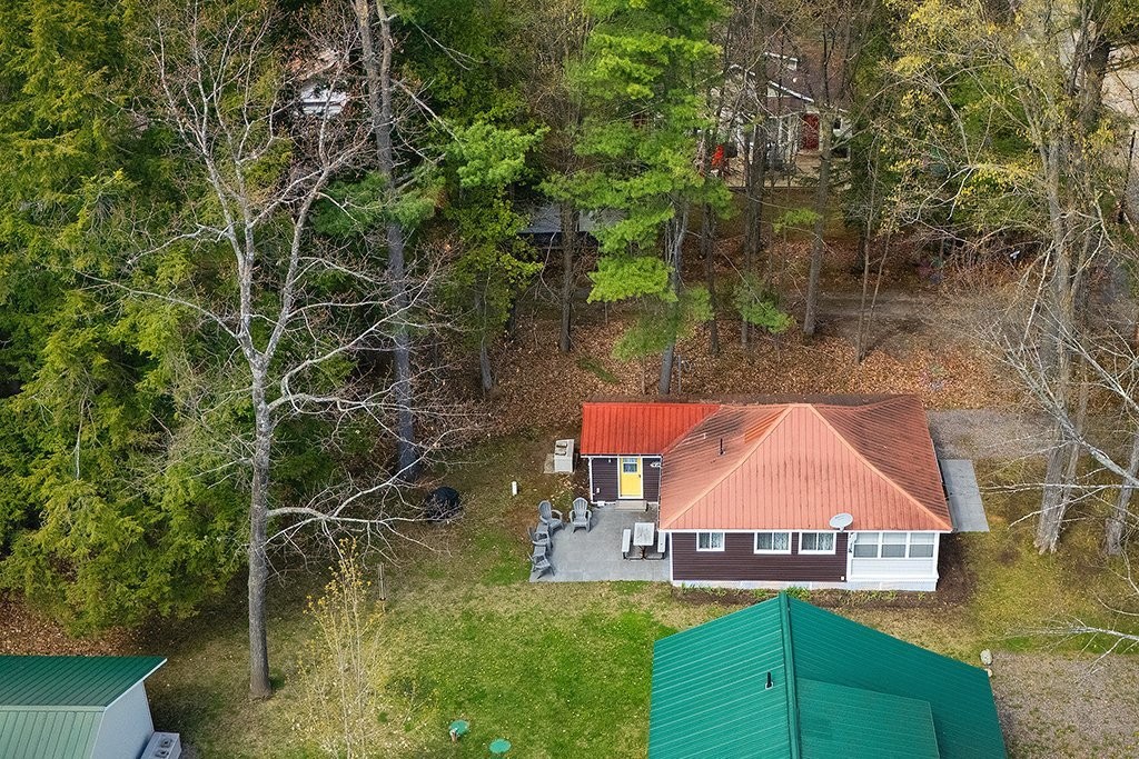 









54


Ch. Wharf

,
Bristol,




QC
J0X1G0

