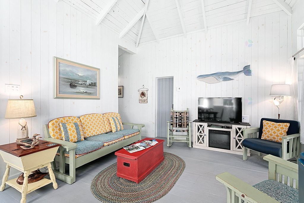 









54


Ch. Wharf

,
Bristol,




QC
J0X1G0

