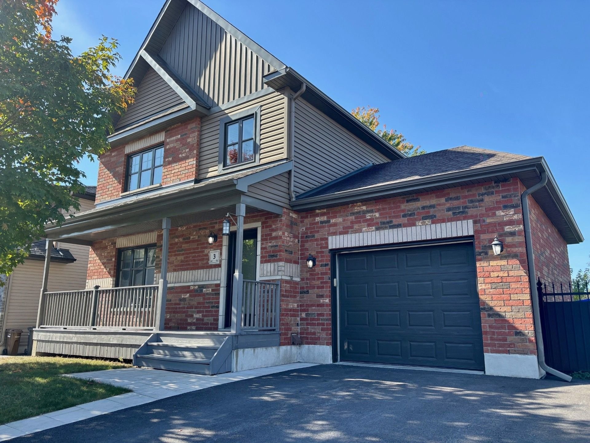 









3


Rue de la Caraque

,
Gatineau (Gatineau),




QC
J8P0E7

