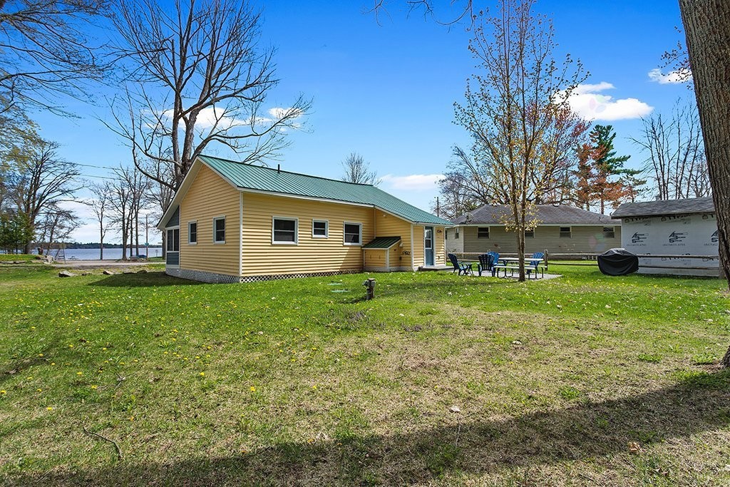 









56


Ch. Wharf

,
Bristol,




QC
J0X1G0

