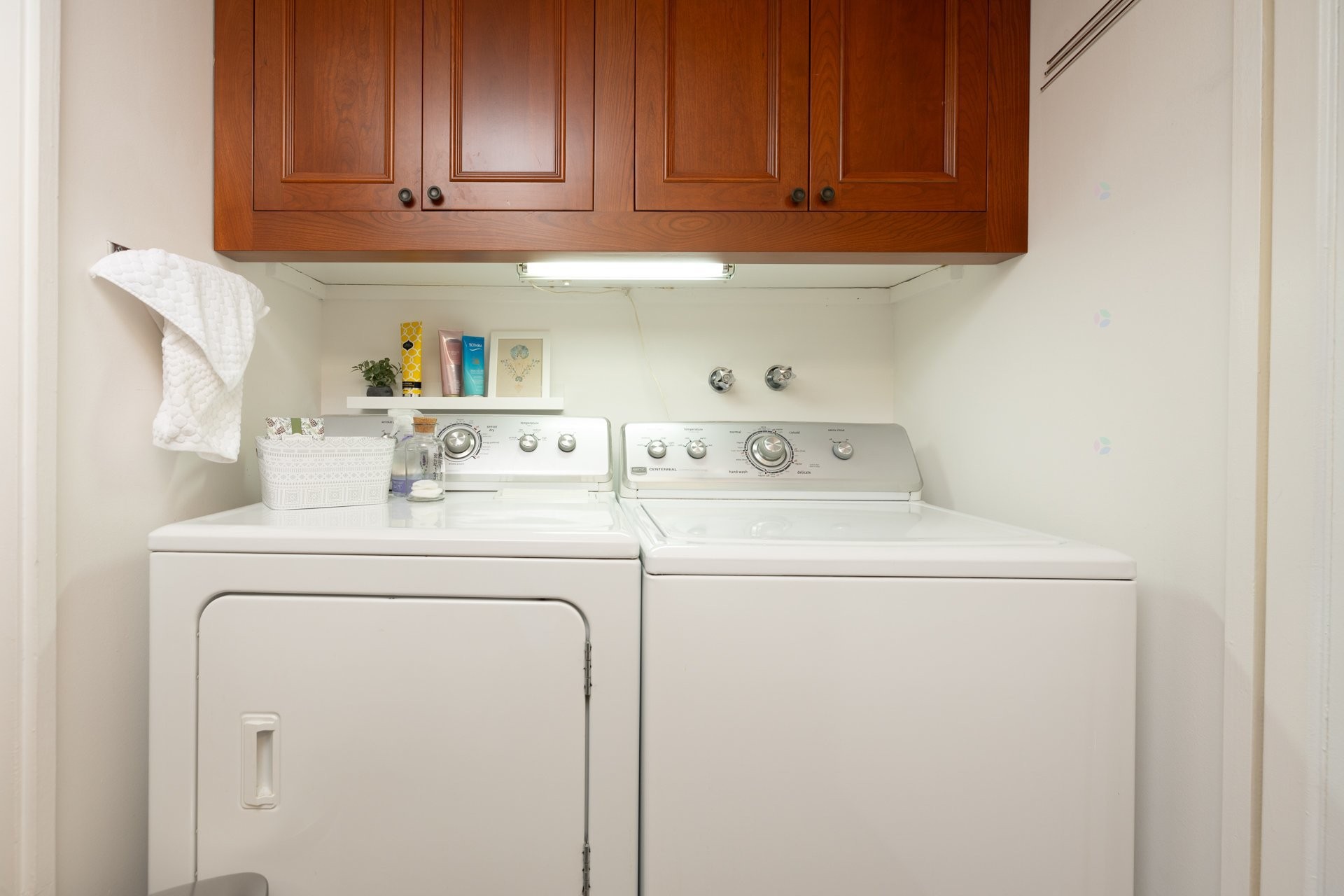 









4580


Prom. Paton

, 316,
Laval (Chomedey),




QC
H7W4V4

