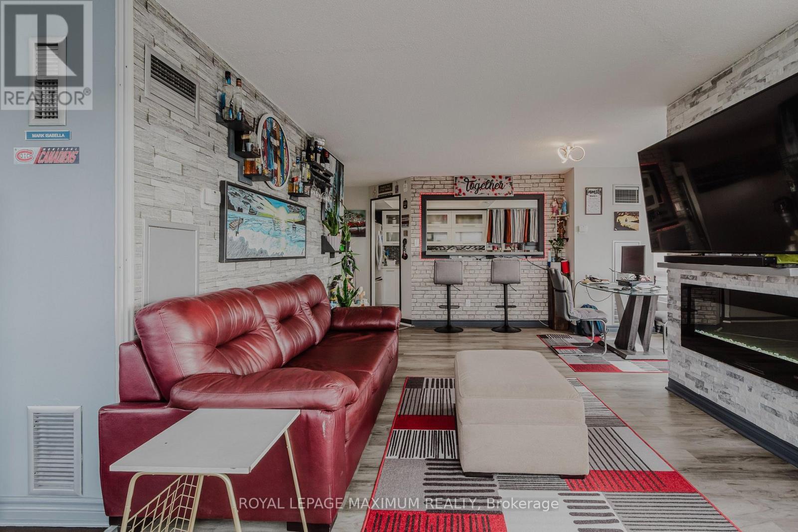 












1101 - 26 HANOVER ROAD

,
Brampton,




Ontario
L6S4T2

