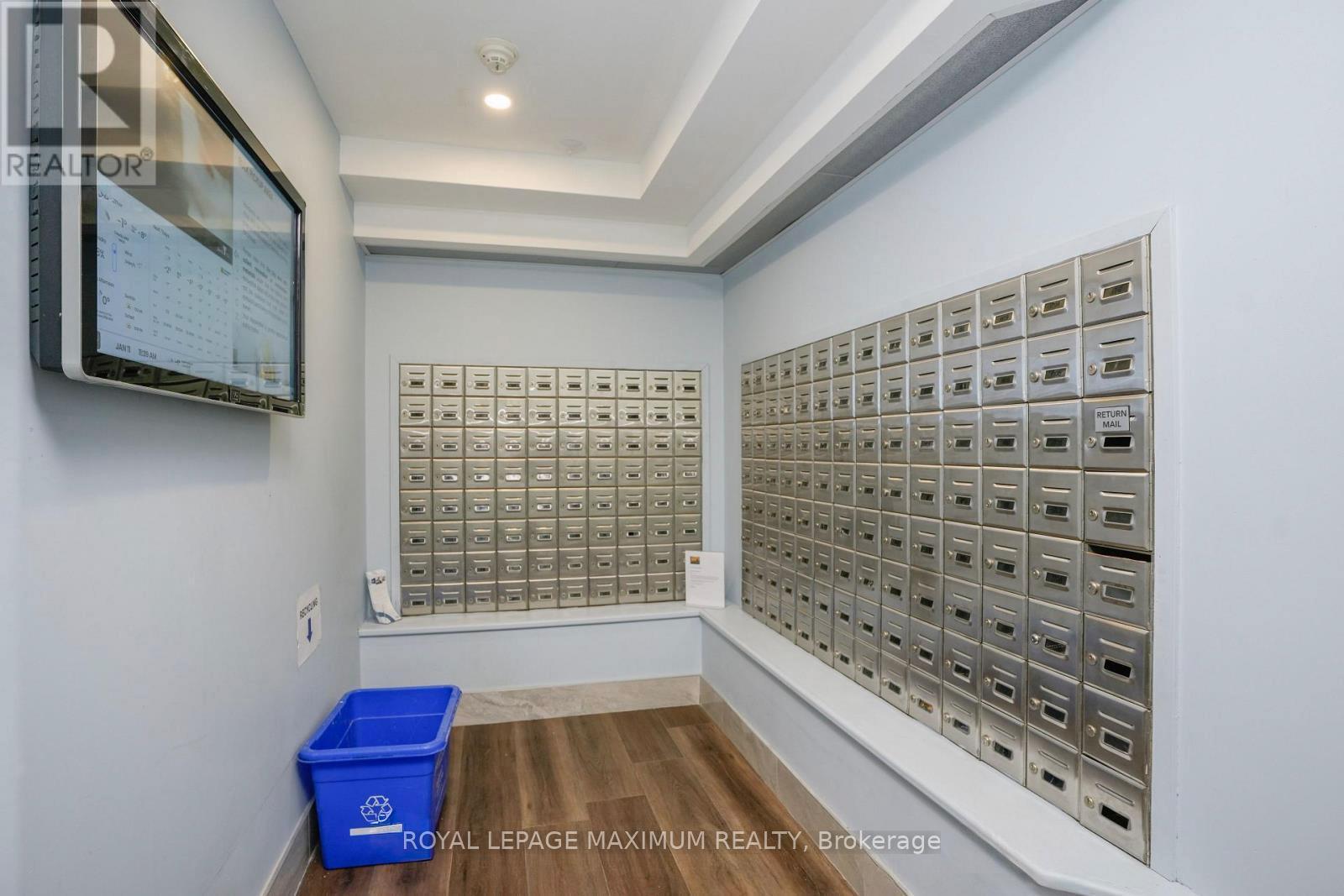 












1101 - 26 HANOVER ROAD

,
Brampton,




Ontario
L6S4T2

