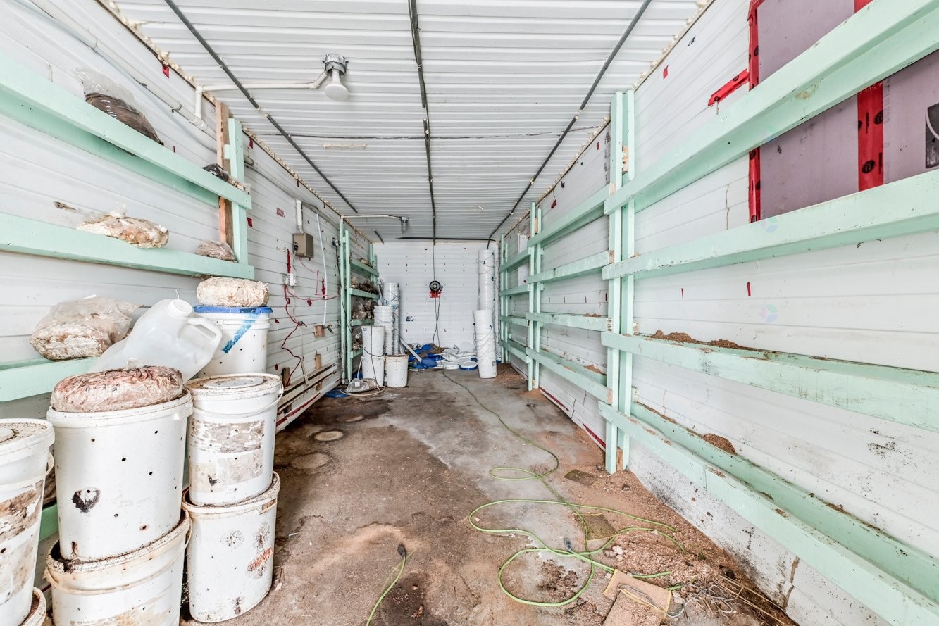 









3333Z


Ch. des Patriotes

,
Saint-Ours,




QC
J0G1P0

