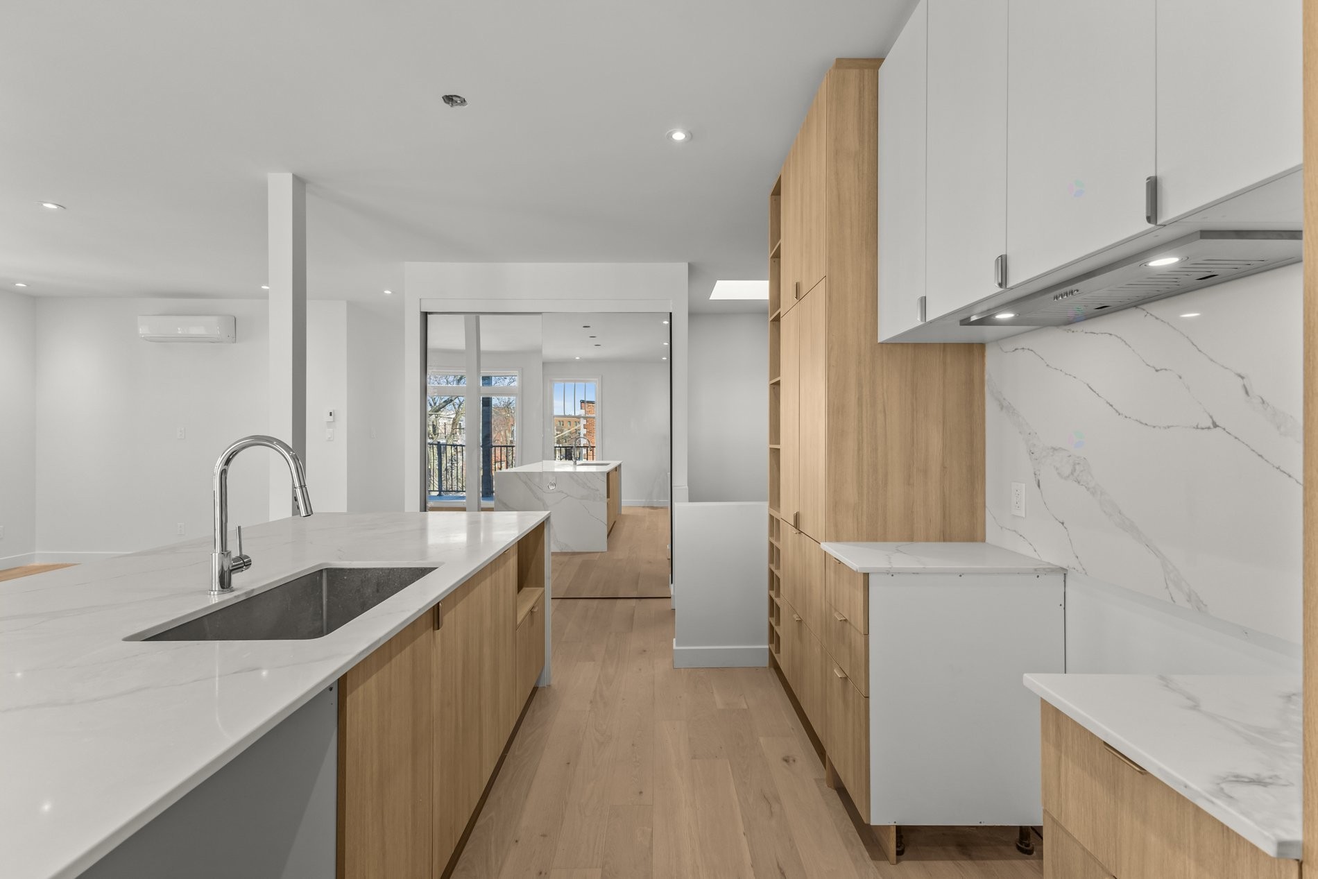 









4749

 - 4751


Rue Ste-Catherine E.

, 4749,
Montréal (Mercier/Hochelaga-Maisonneuve),




QC
H1V1Z3

